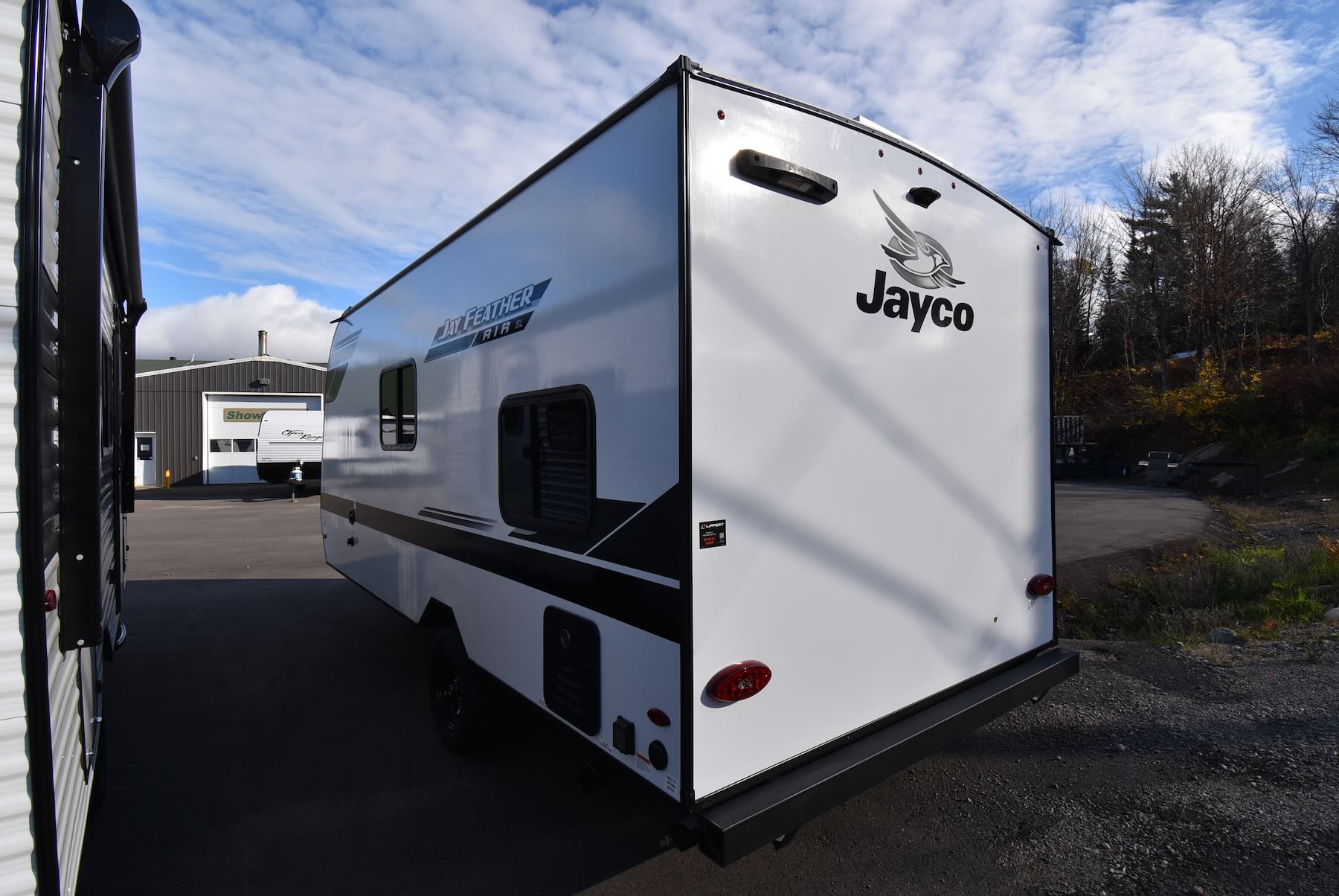 2026-Jay-Feather-Air-SL-17BHSL-07R8856-2