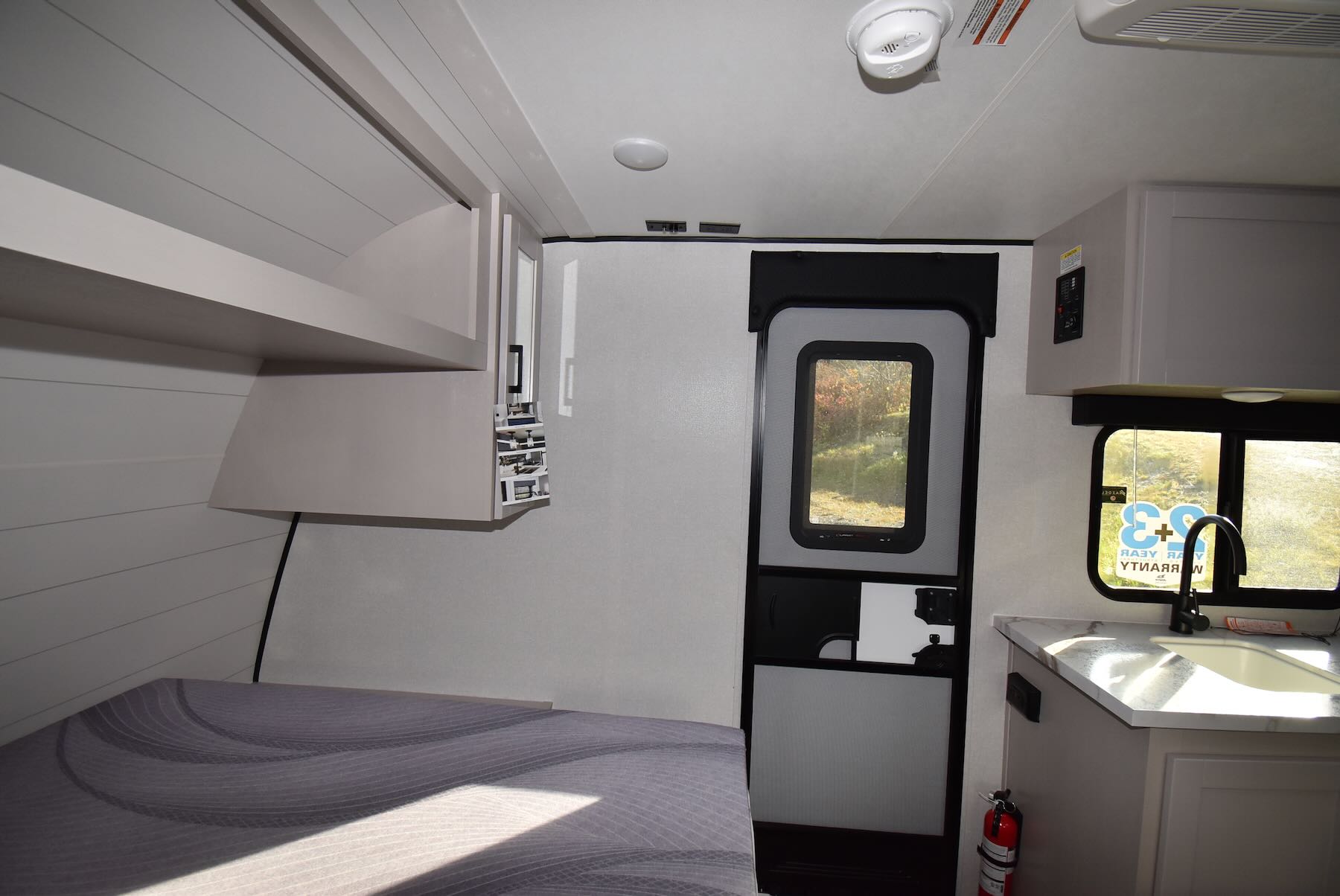 2026-Jay-Feather-Air-SL-17BHSL-07R8856-20