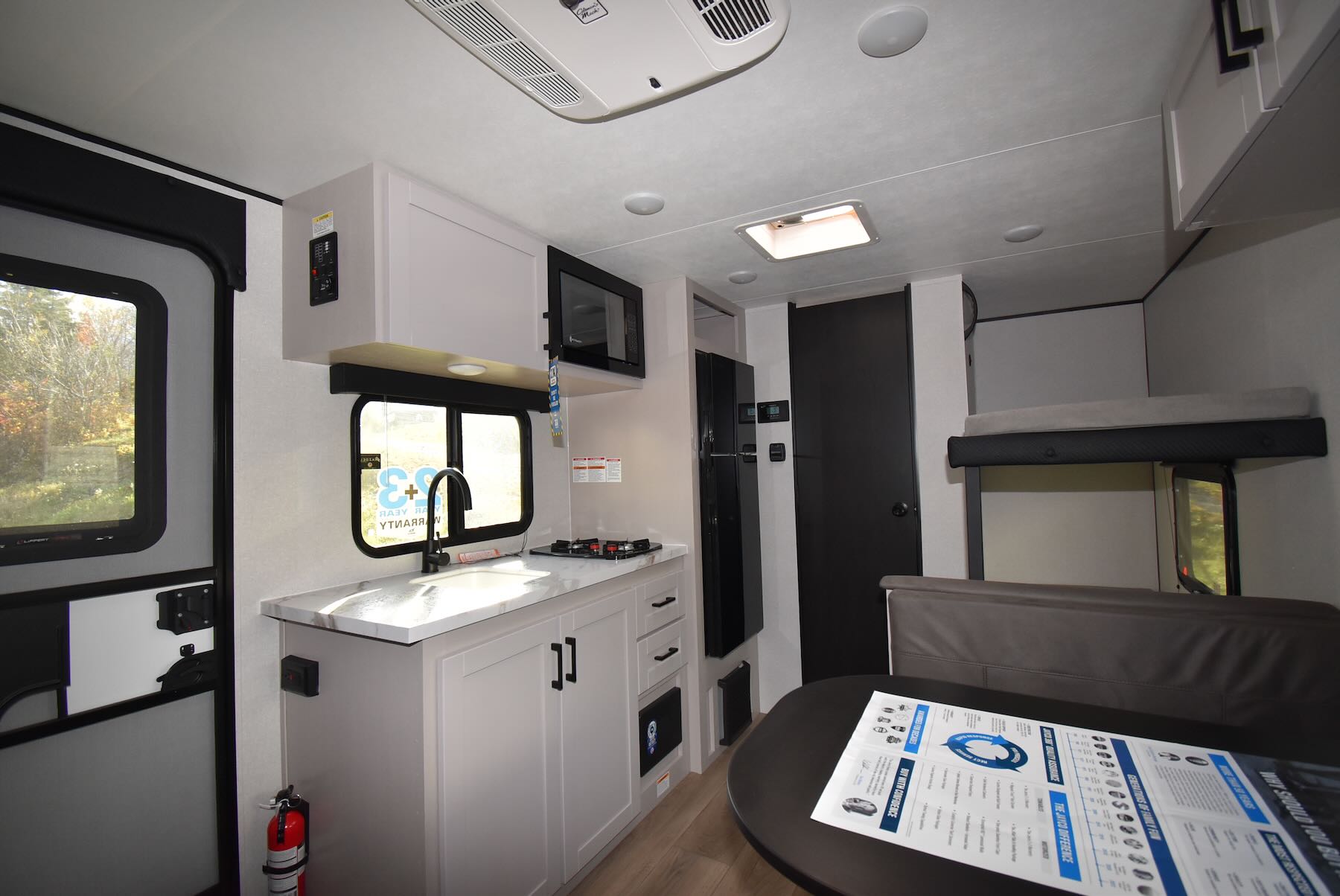 2026-Jay-Feather-Air-SL-17BHSL-07R8856-32