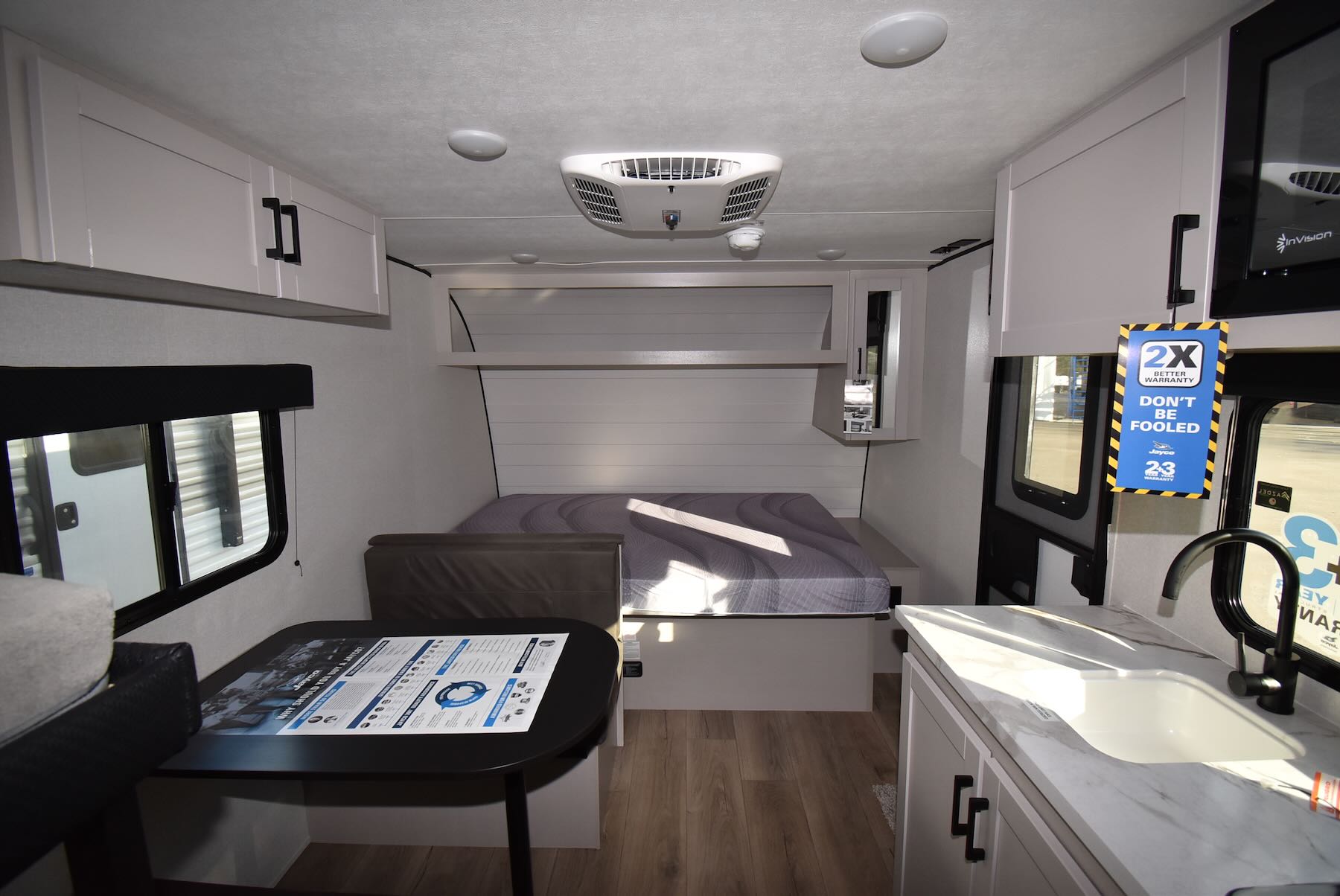 2026-Jay-Feather-Air-SL-17BHSL-07R8856-4