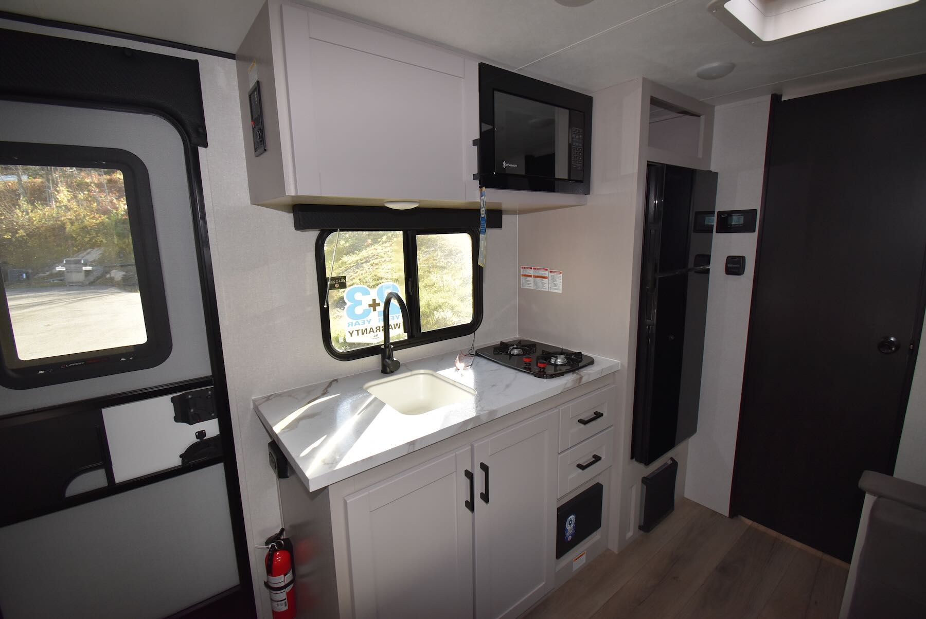 2026-Jay-Feather-Air-SL-17BHSL-07R8856-5