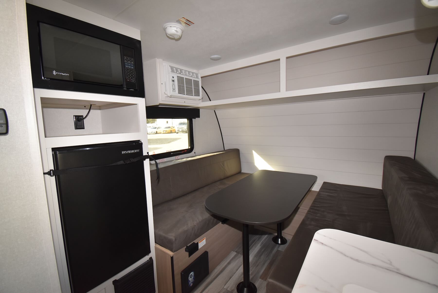 2026-Jayco-Jay-Flight-SLX-140TB-07R8905-11