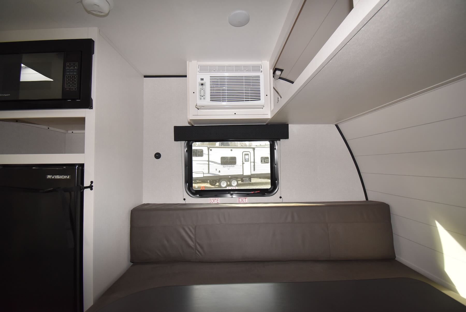 2026-Jayco-Jay-Flight-SLX-140TB-07R8905-18