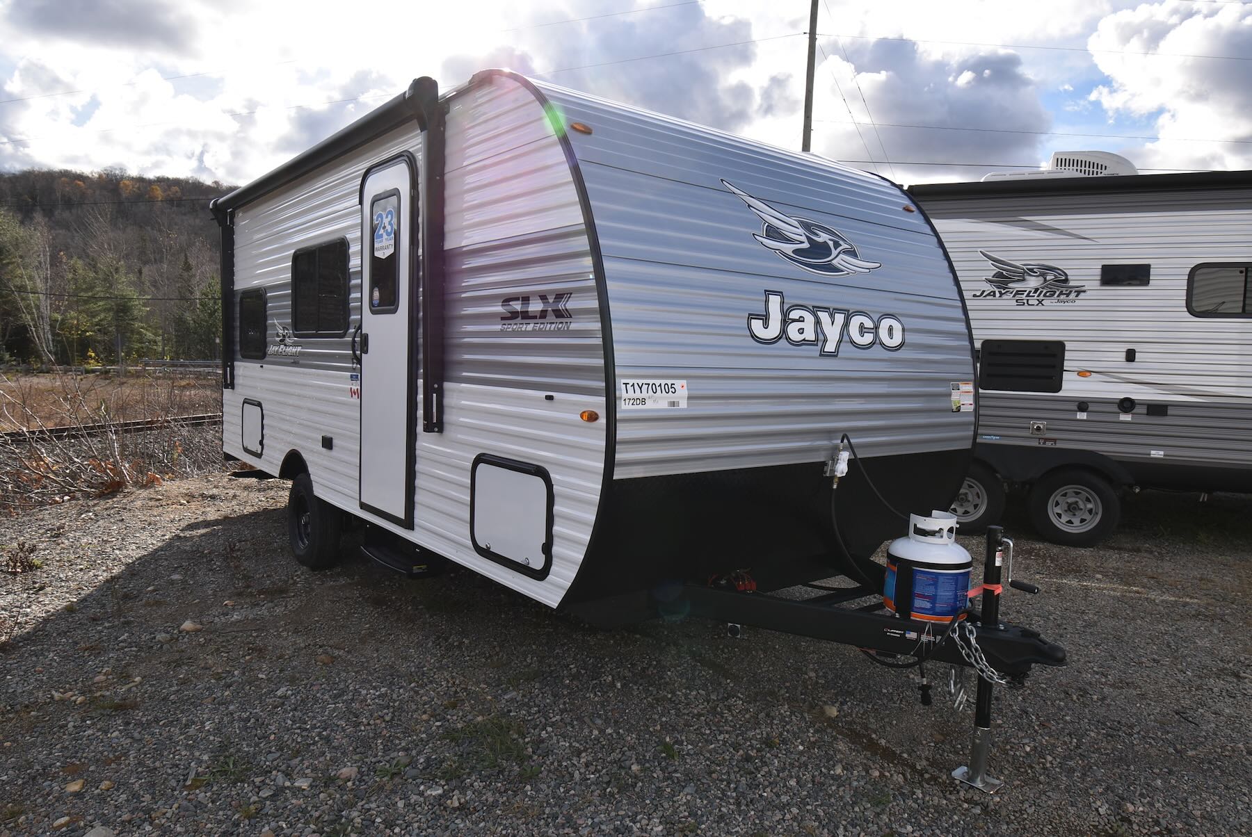 2026-Jayco-Jay-Flight-SLX-172DB-07R8904-1