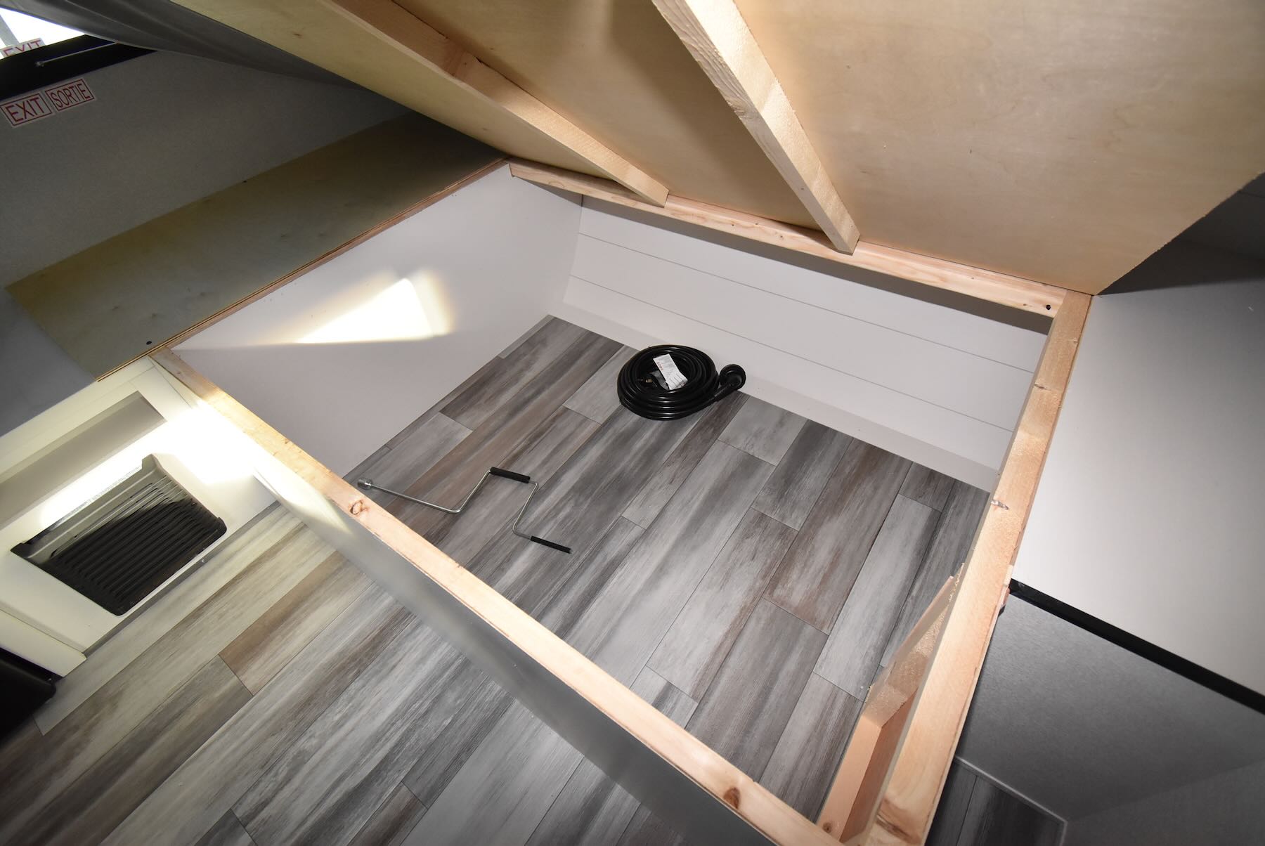 2026-Jayco-Jay-Flight-SLX-172DB-07R8904-21