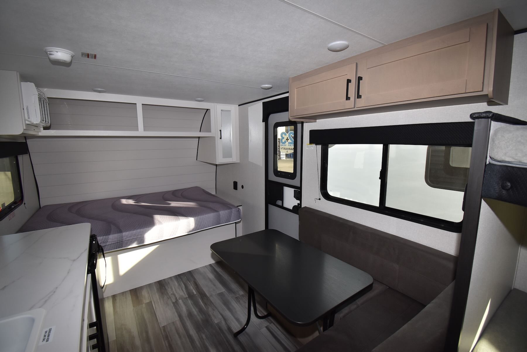 2026-Jayco-Jay-Flight-SLX-172DB-07R8904-33