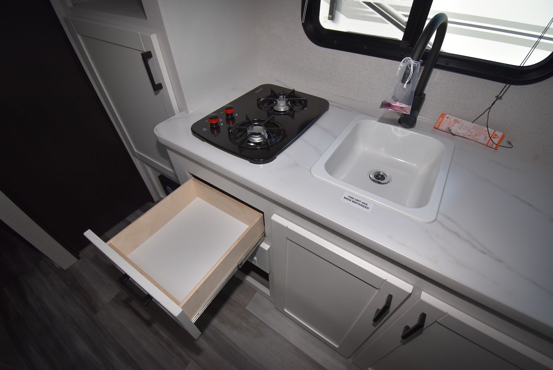 2026-Jayco-Jay-Flight-SLX-172DB-07R8904-8