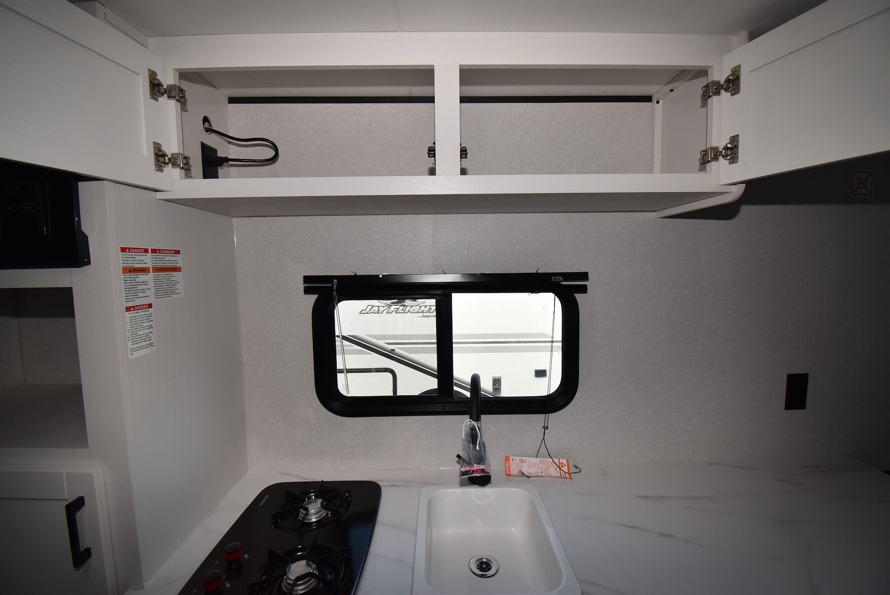 2026-Jayco-Jay-Flight-SLX-172DB-07R8904-9