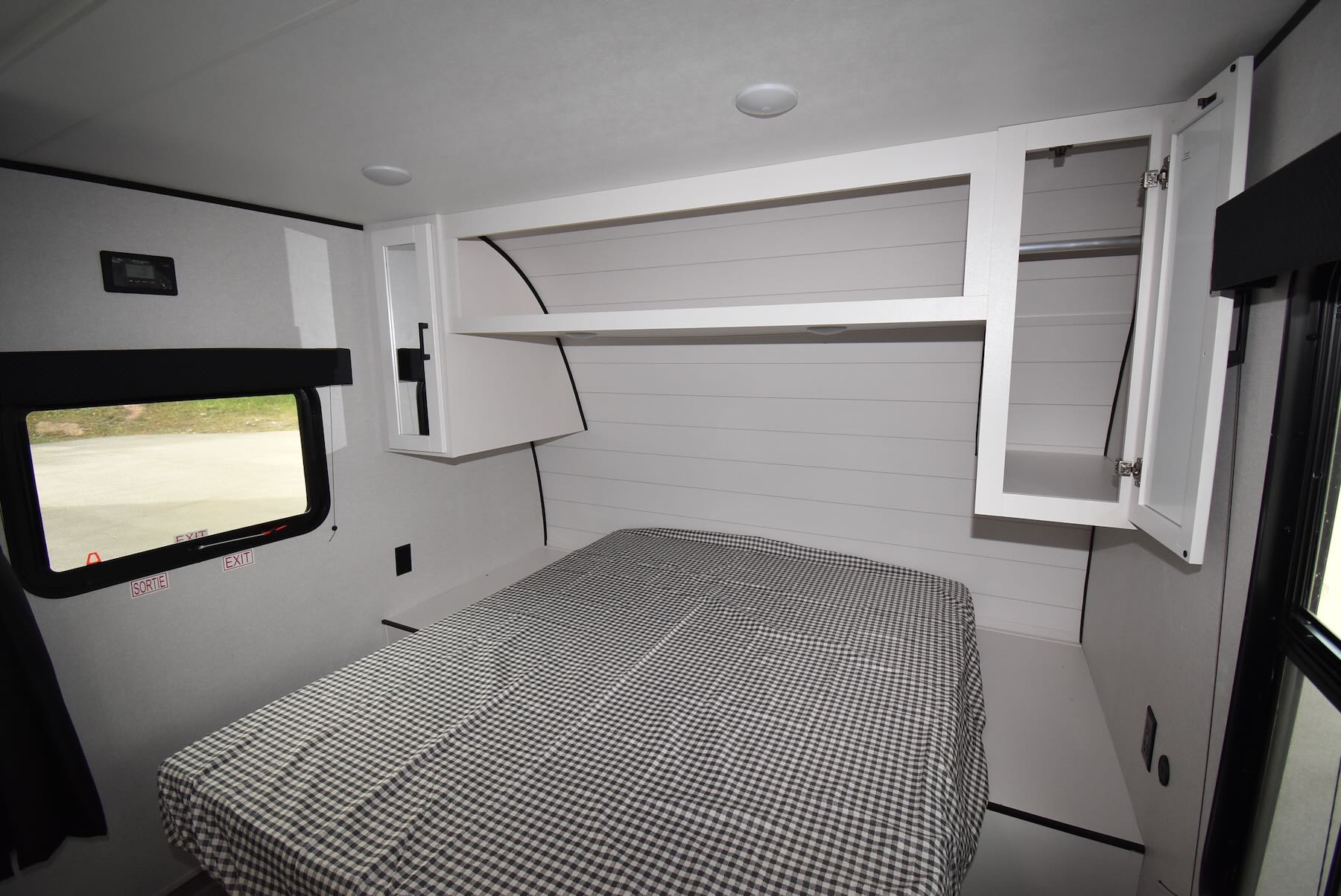 2026-Jayco-Jay-Flight-SLX-175FQ-07R8930-17