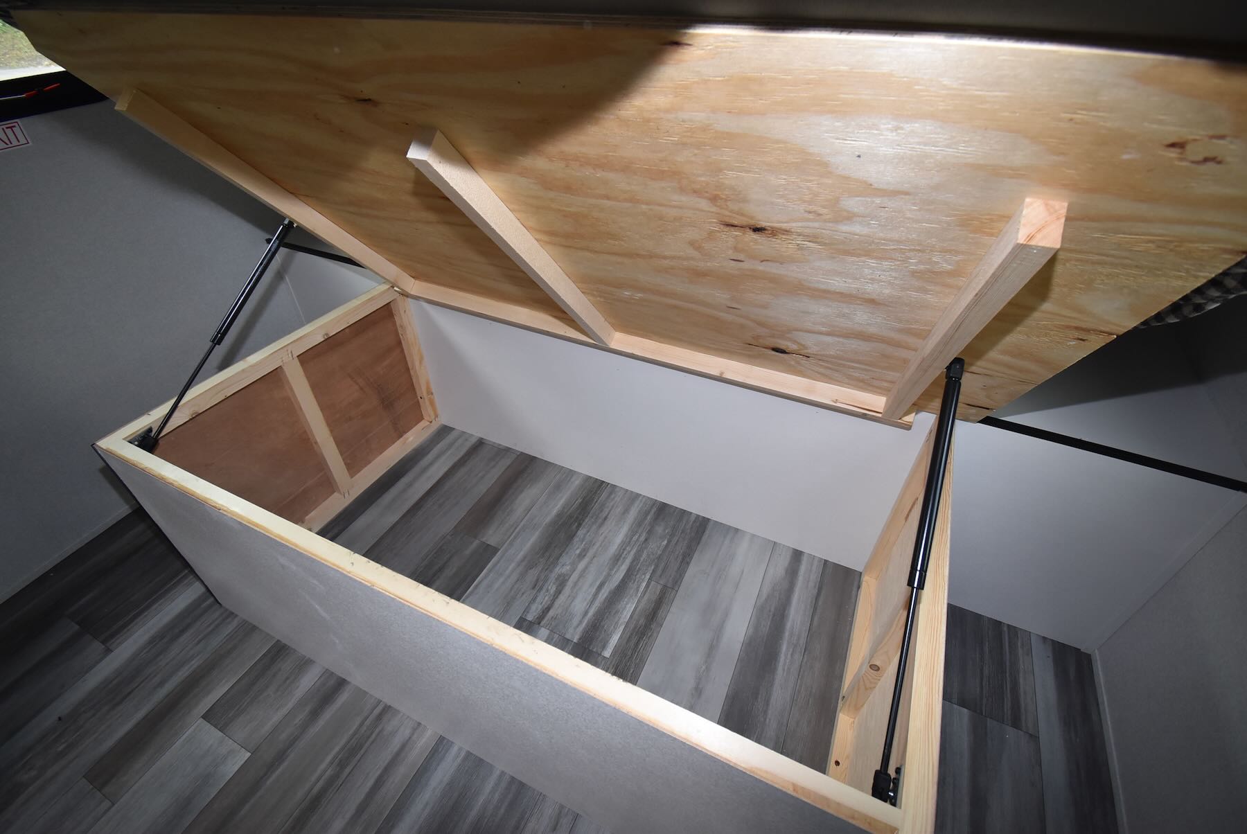 2026-Jayco-Jay-Flight-SLX-175FQ-07R8930-19