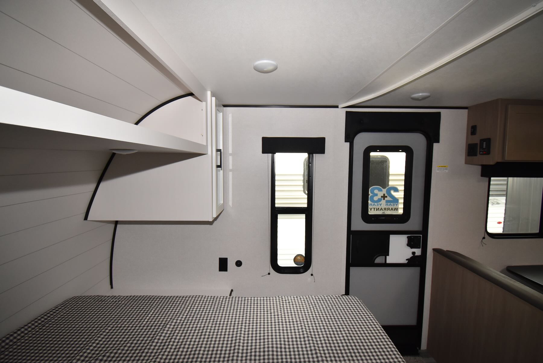 2026-Jayco-Jay-Flight-SLX-175FQ-07R8930-23