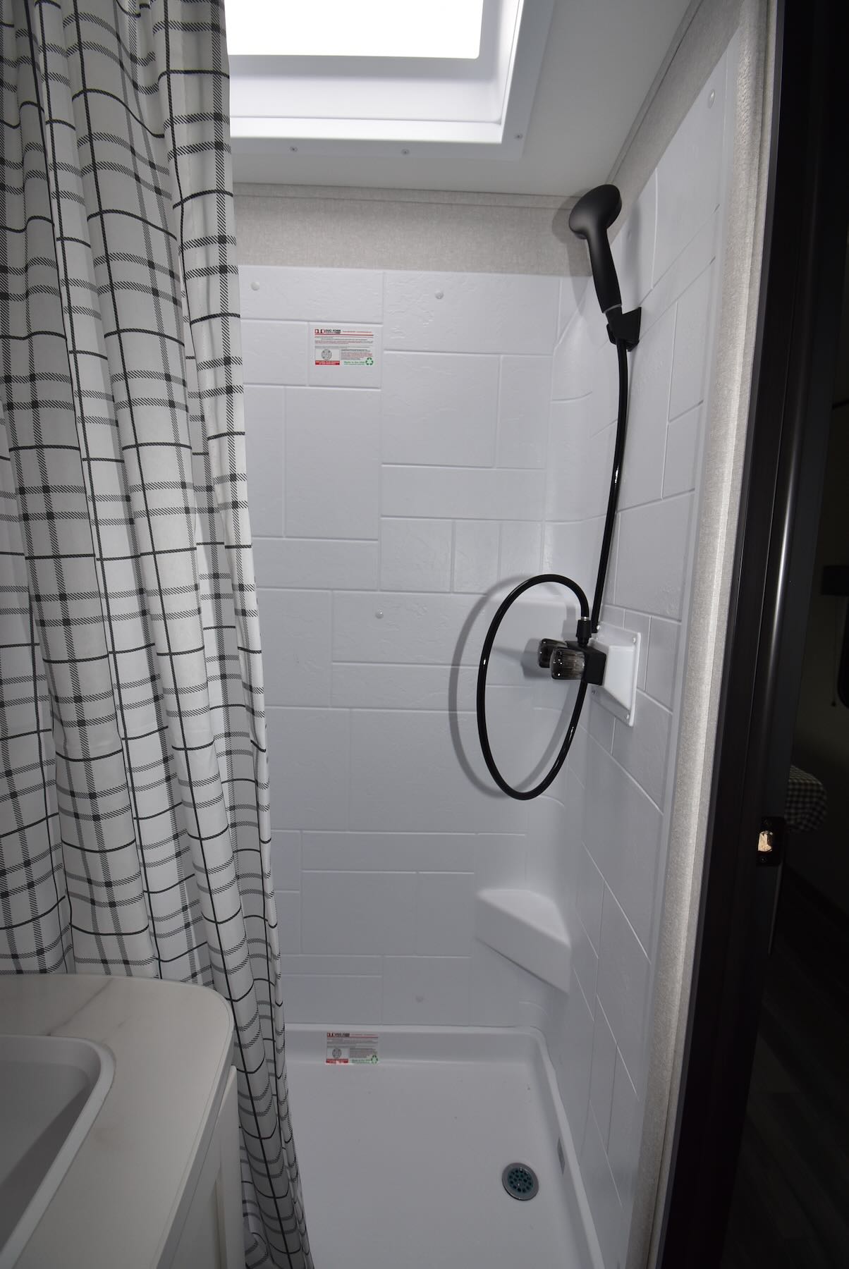 2026-Jayco-Jay-Flight-SLX-210QB-07R8927-26