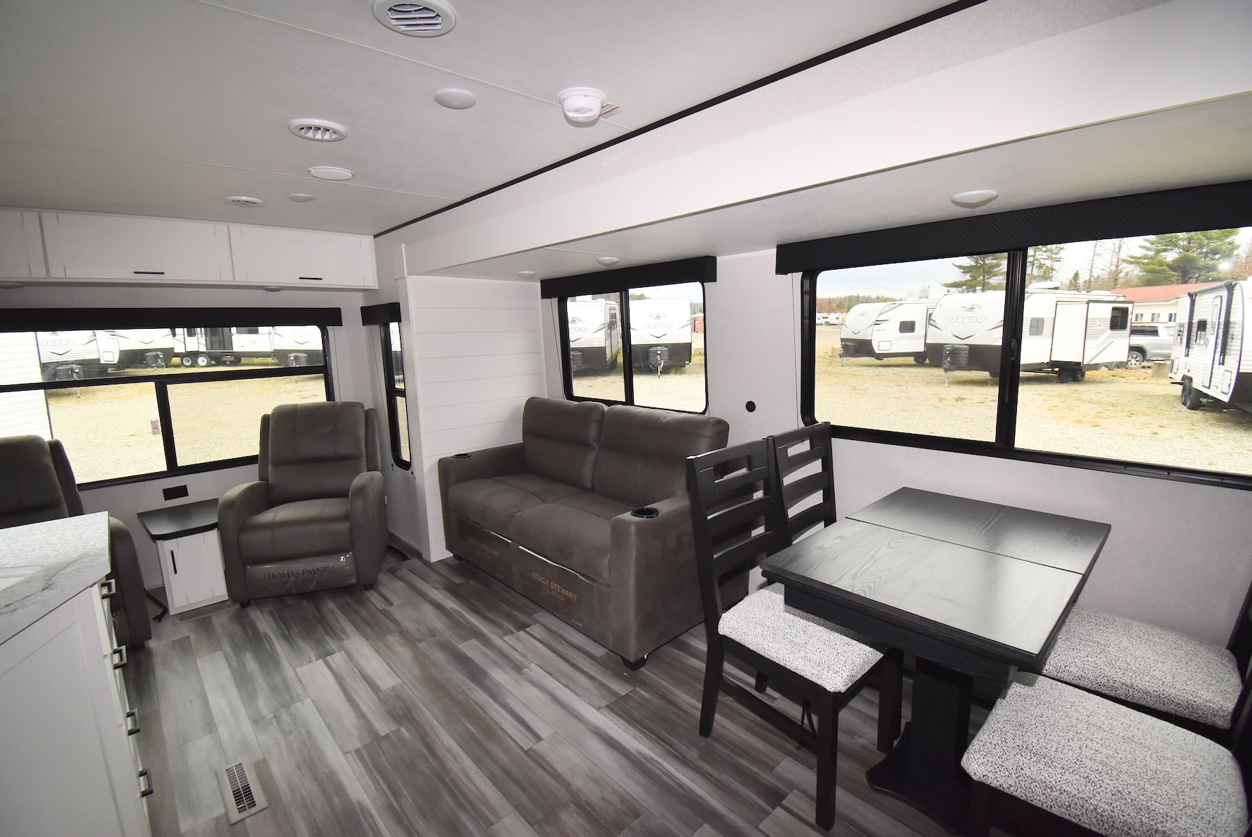 2026-Jayco-Jay-Flight-SLX-262RLS-07R8906-43