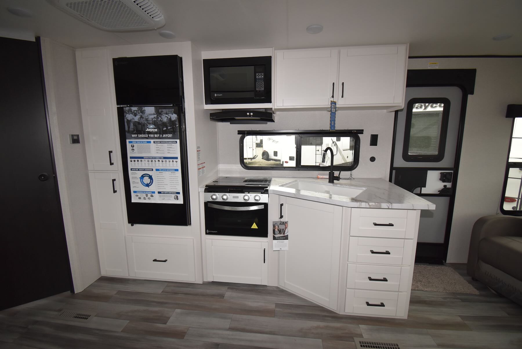 2026-Jayco-Jay-Flight-SLX-262RLS-07R8906-5