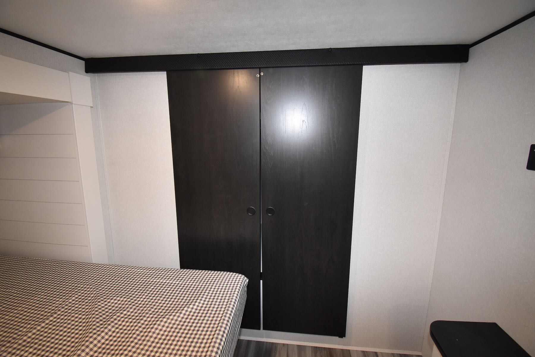 2026-Jayco-Jay-Flight-SLX-325BHT-07R8903-28