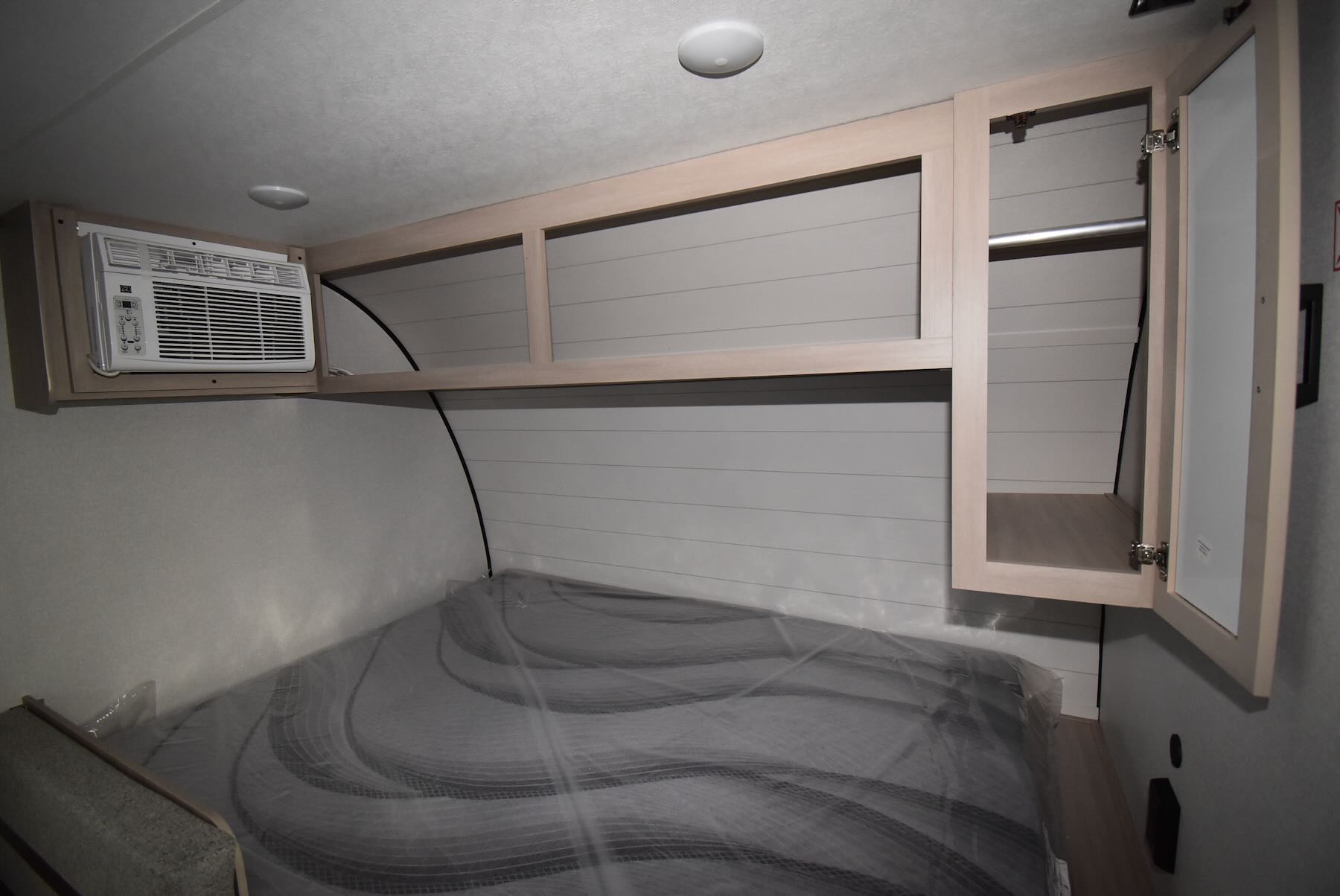 2026-Open-Range-Colt-17BH-07R8909-18