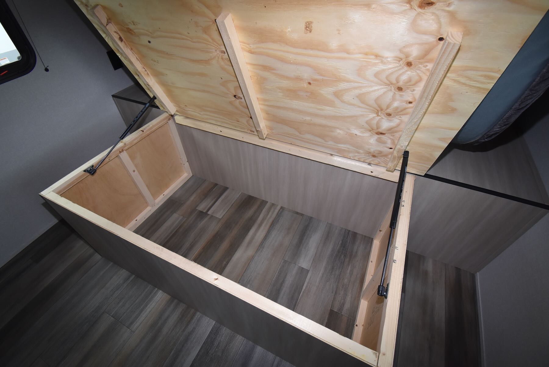 2026-Open-Range-Colt-21QB-07R8880-26