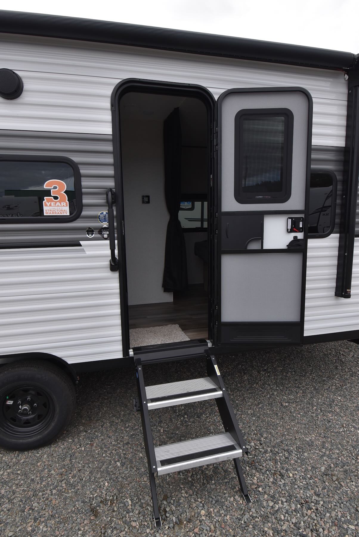 2026-Open-Range-Colt-21QB-07R8880-44