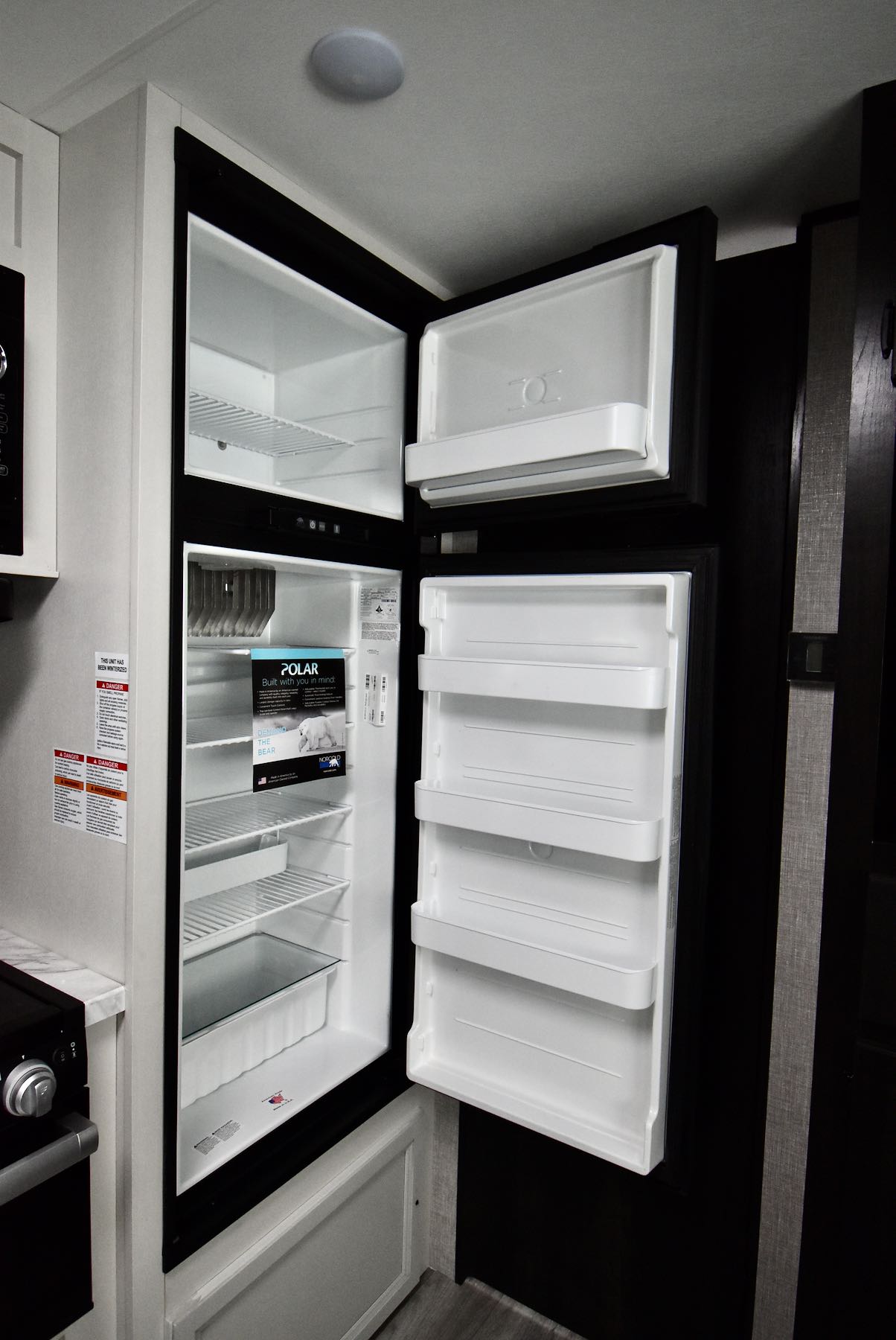 2022-Jayco-Jay-Flight-24RBS-07L8120-15