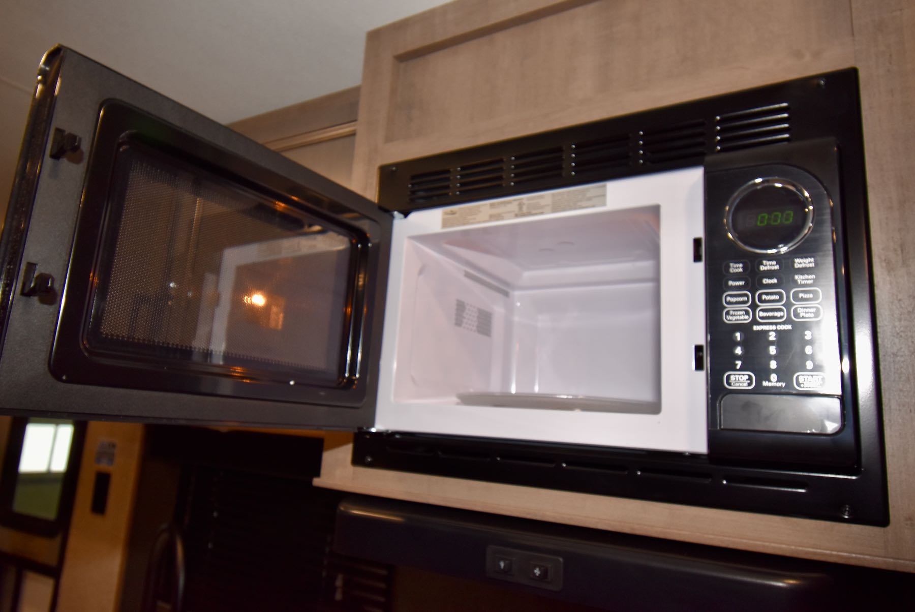 2022-Jayco-Jay-Flight-24RBS-07L8137-13