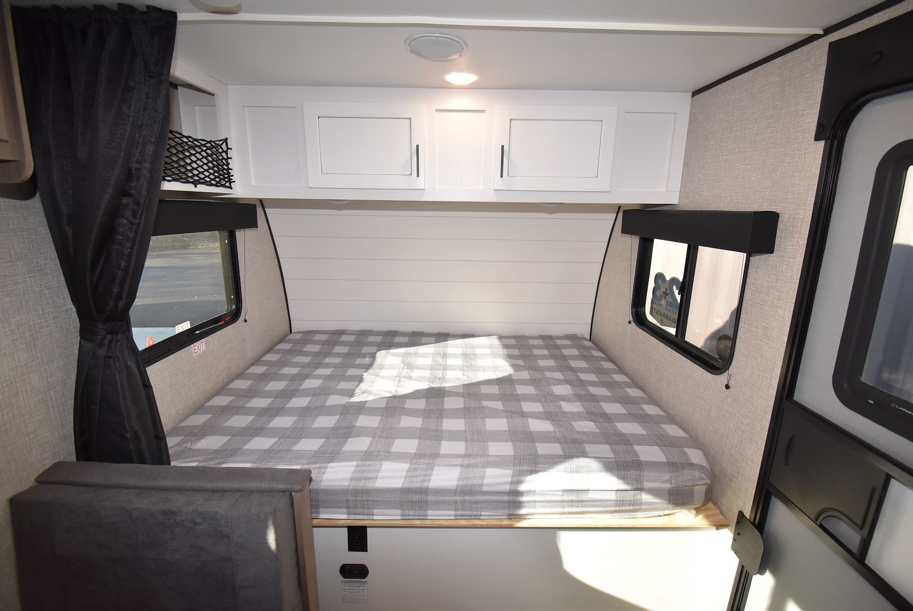 2024-Jayco-Jay-Flight-SLX-174BH-07N8517-18