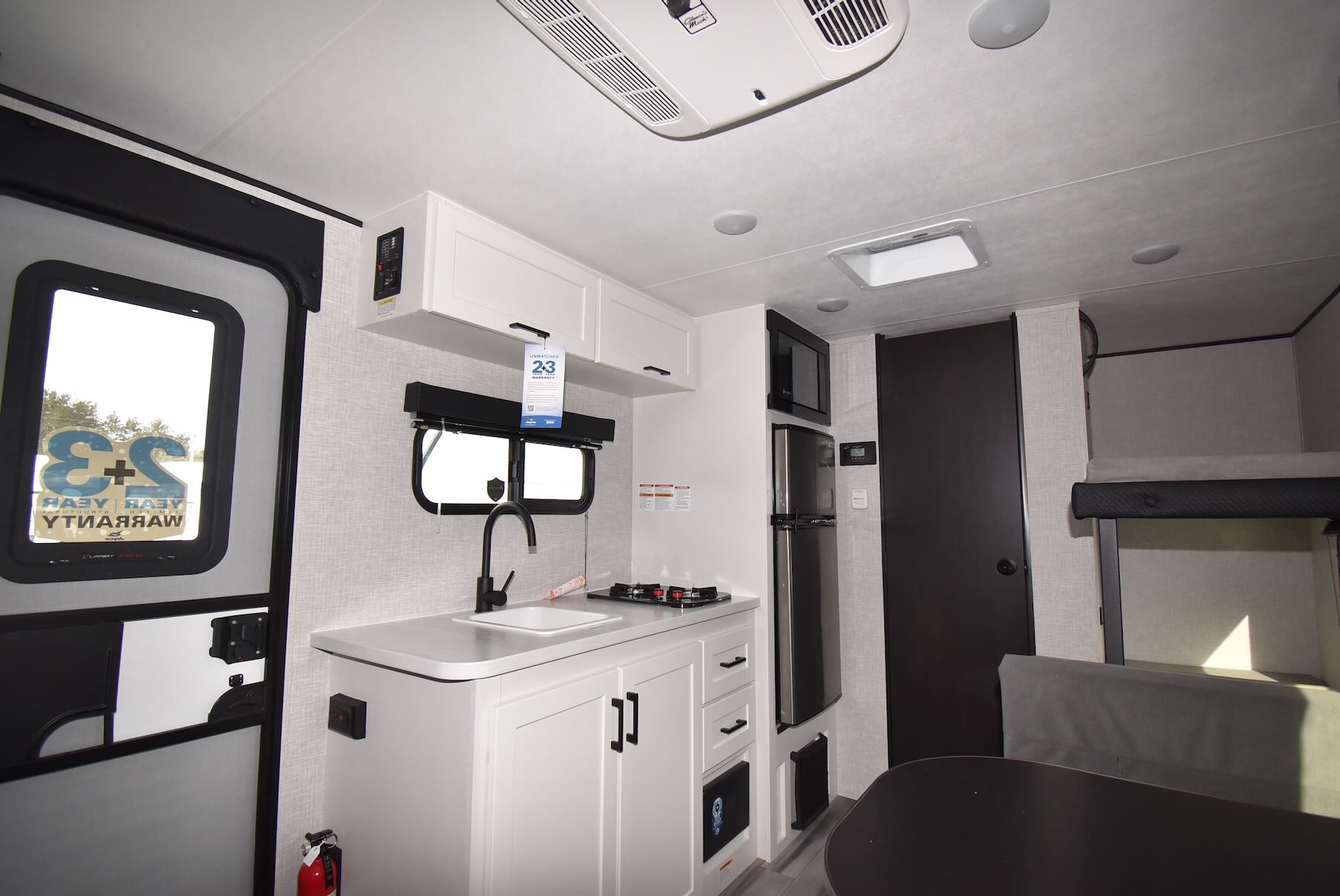 NEW 2025 Jayco Jay Feather Air SL 17BHSL - Christie's RV