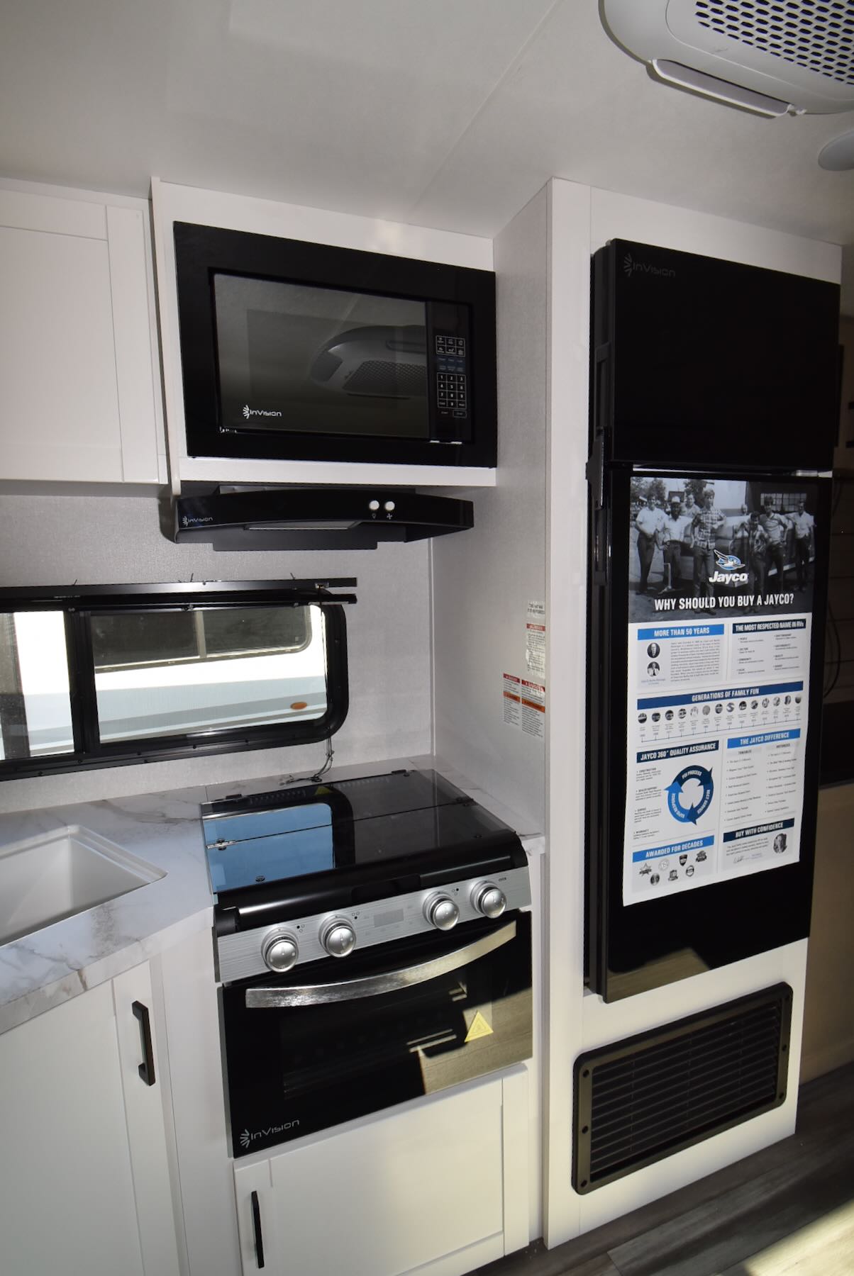 2026-Jayco-Jay-Flight-SLX-284BHS-07P8796-8