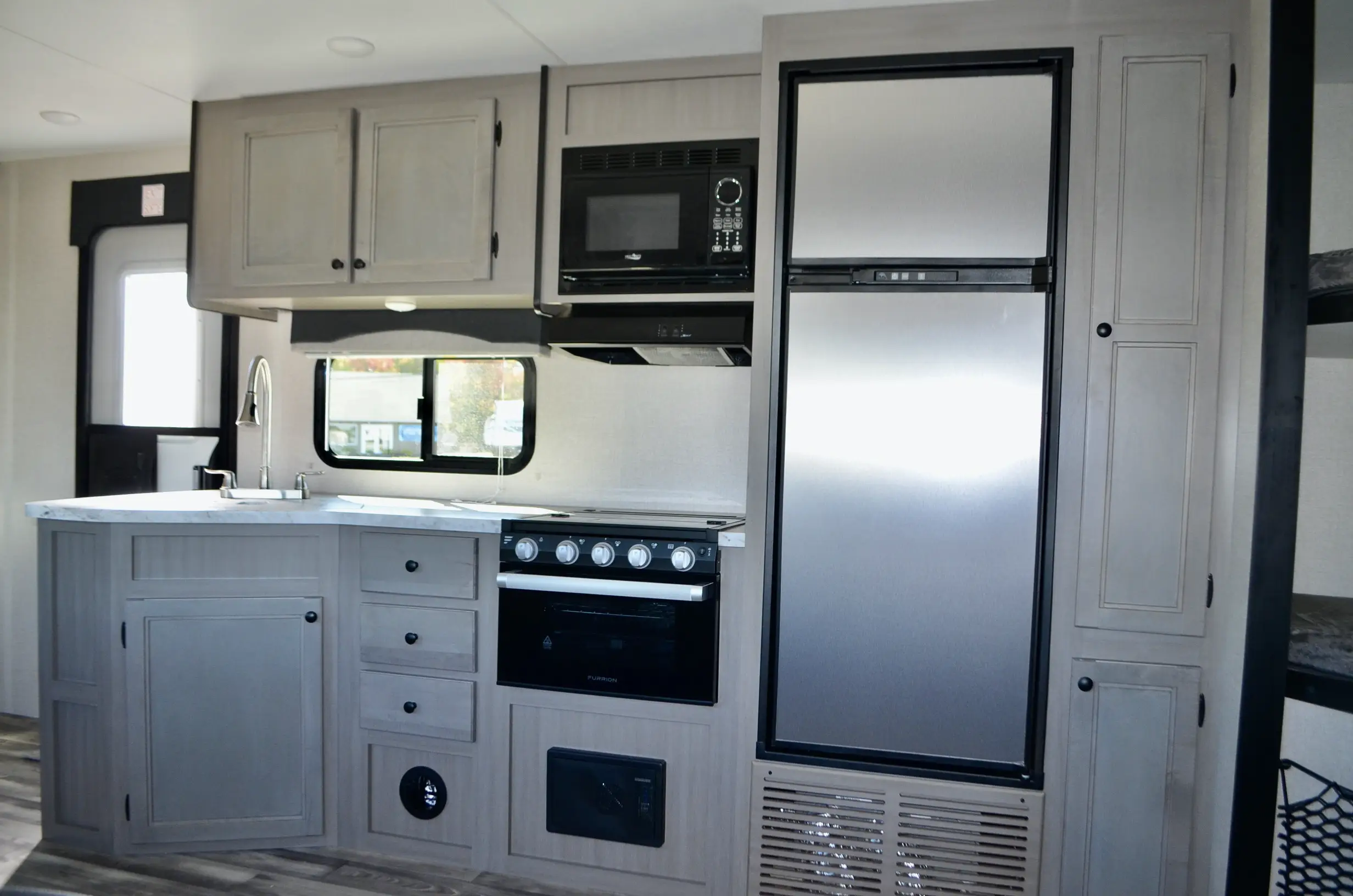 2022-Starcraft-Super-Lite-261BH-07K8184-15