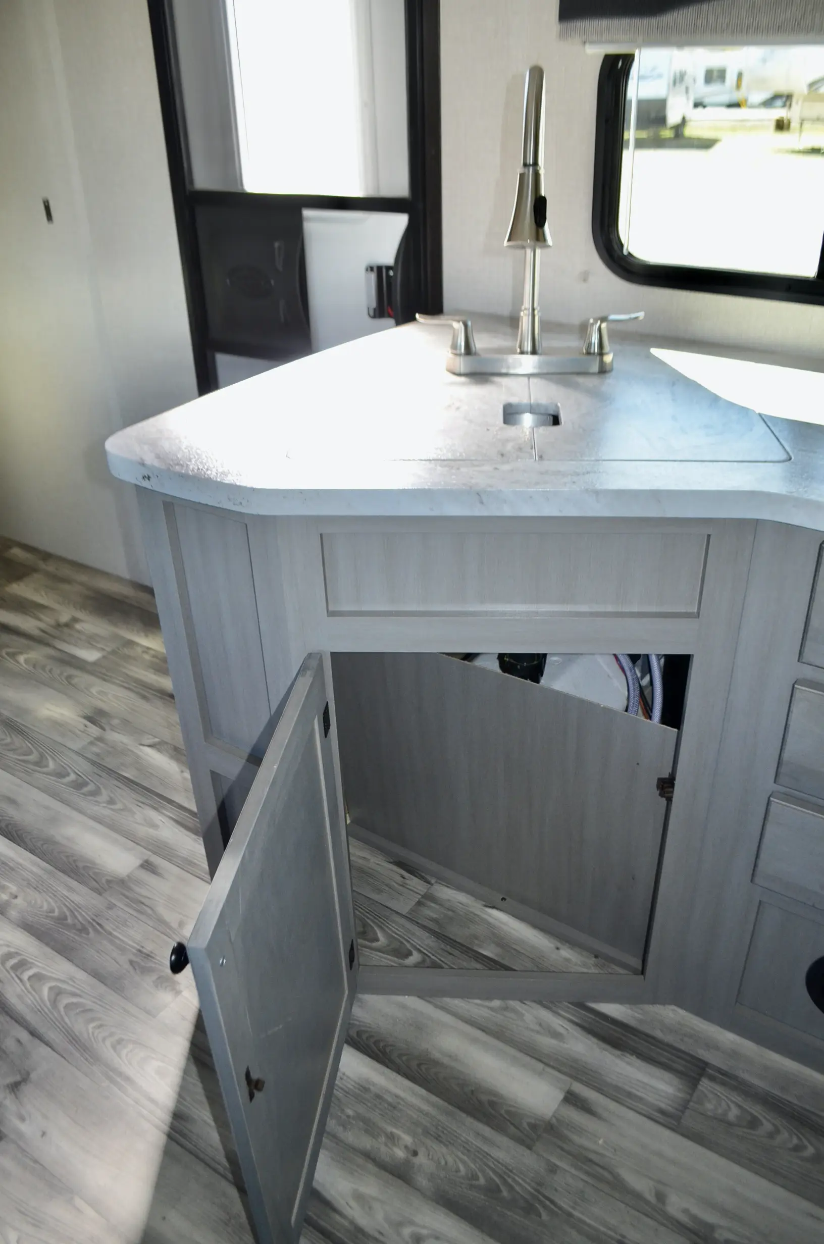 2022-Starcraft-Super-Lite-261BH-07K8184-17