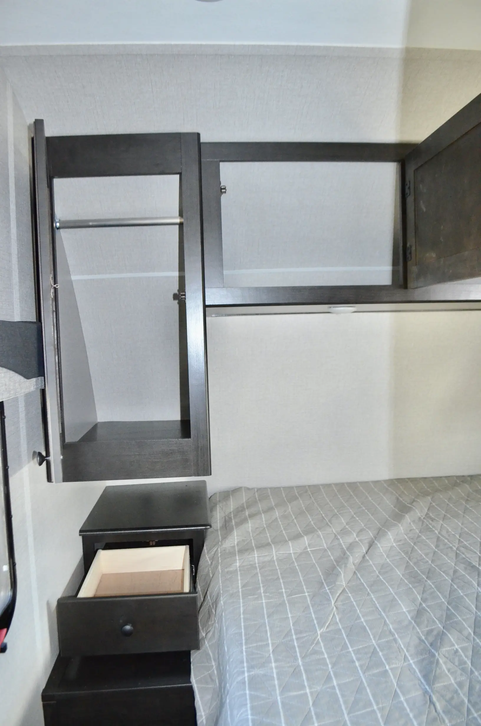 2022-Starcraft-Super-Lite-261BH-07K8184-35