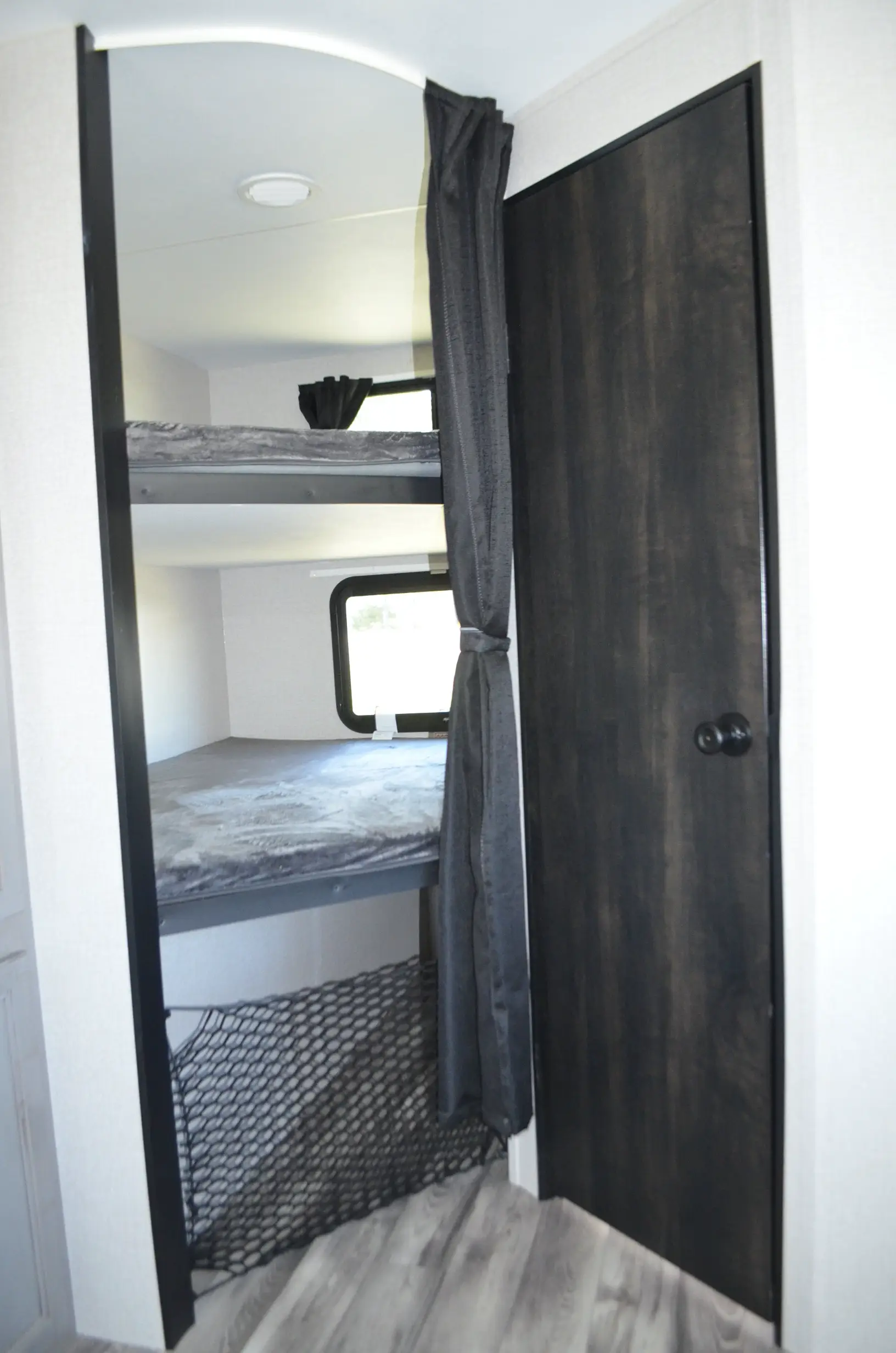 2022-Starcraft-Super-Lite-261BH-07K8184-40