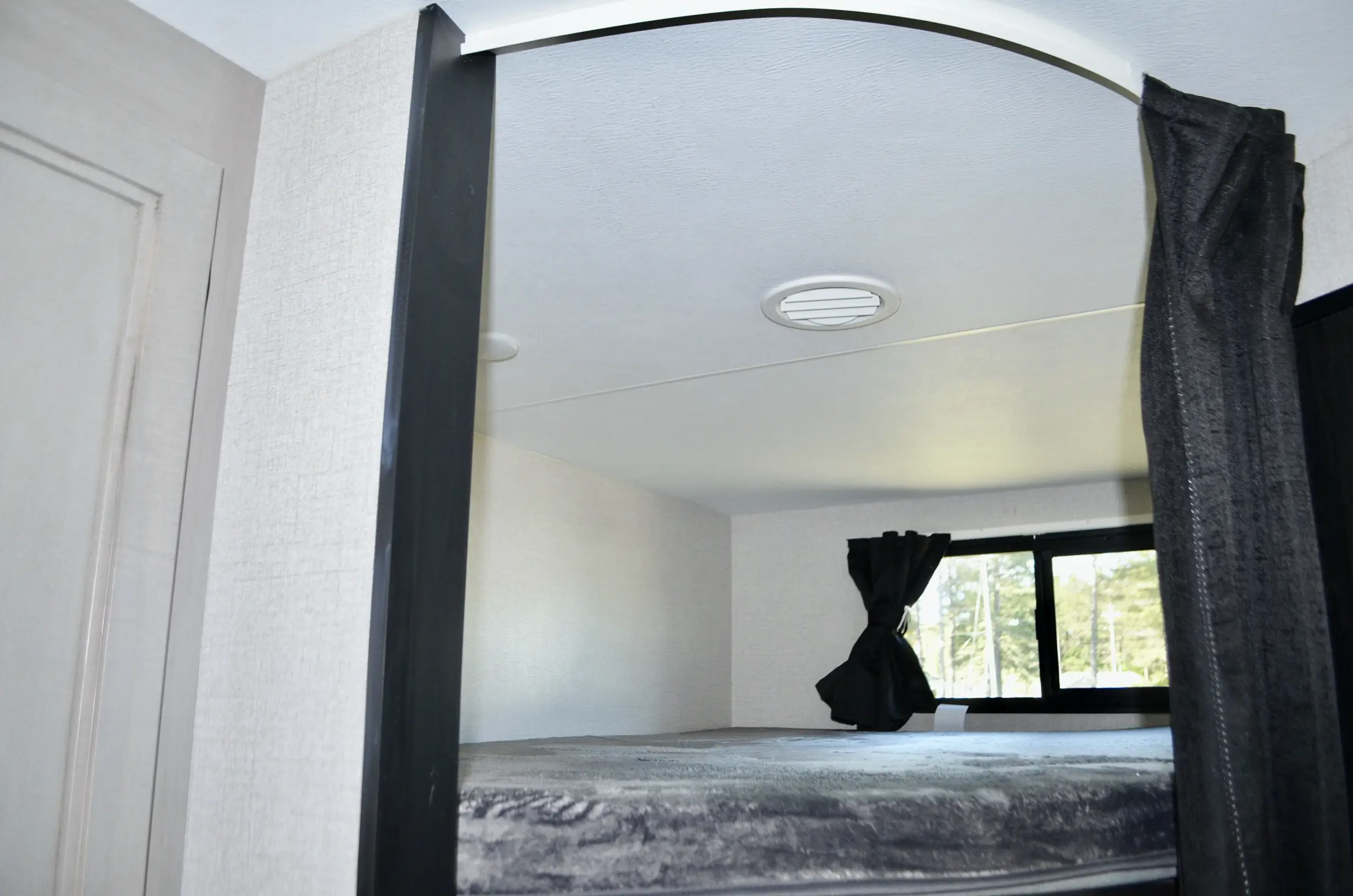 2022-Starcraft-Super-Lite-261BH-07K8184-43