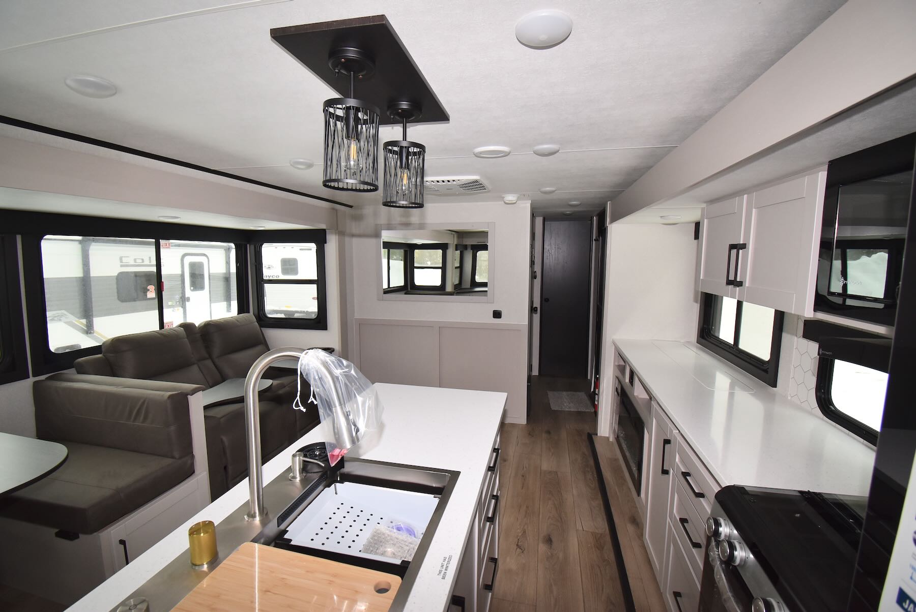 NEW 2026 Jayco Jay Feather 27MK - Christie's RV