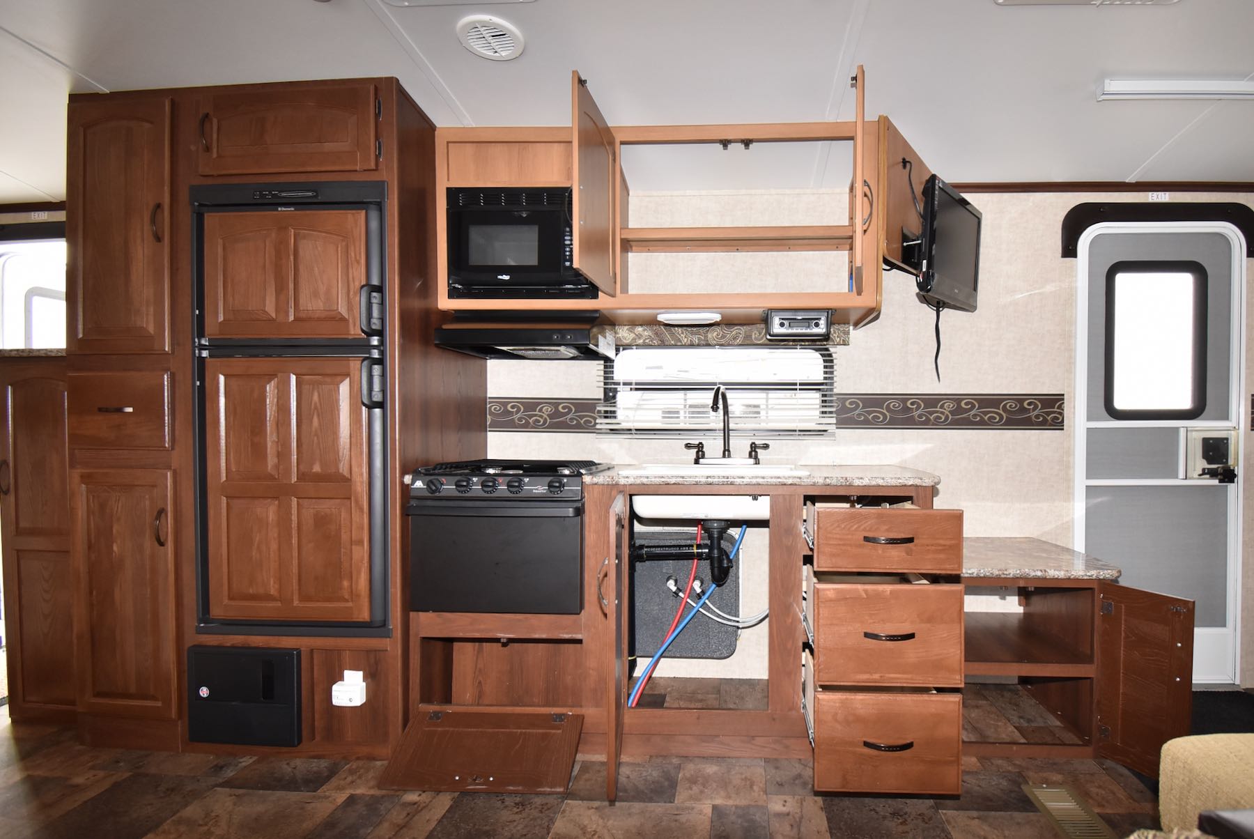 2014-Keystone-Outback-250RS-21L8266-13