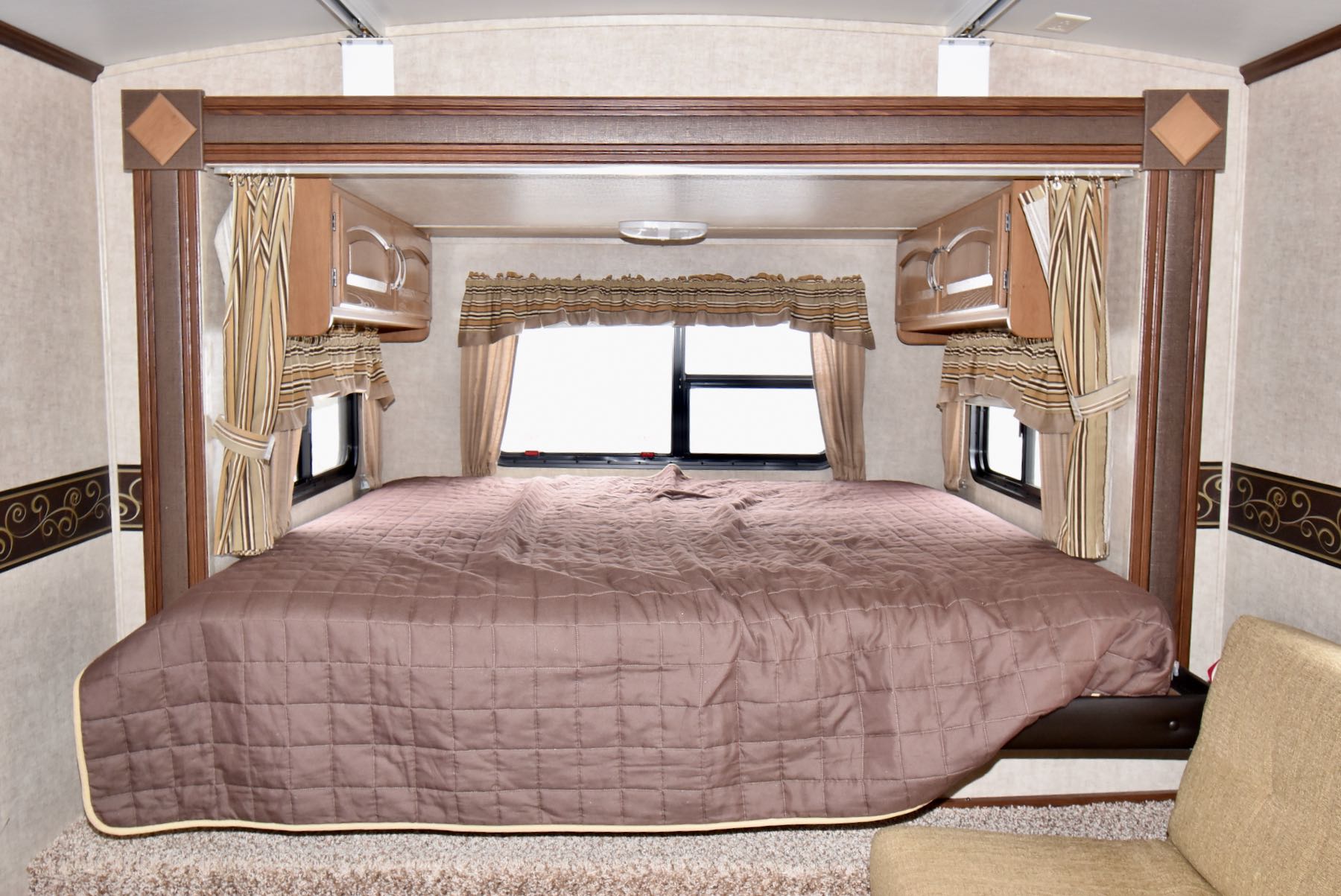 2014-Keystone-Outback-250RS-21L8266-22