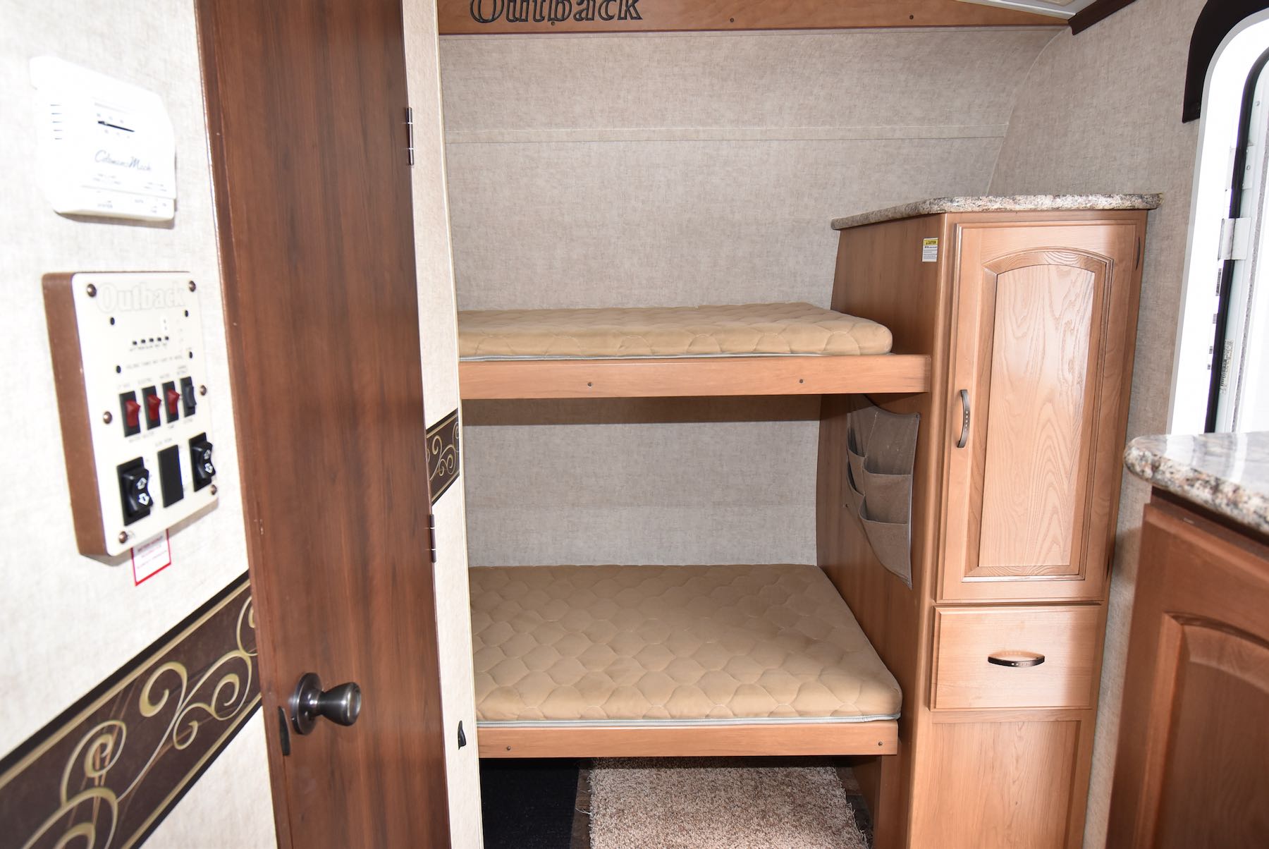 2014-Keystone-Outback-250RS-21L8266-29