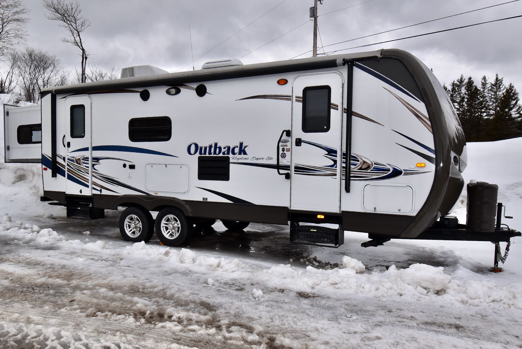 2014-Keystone-Outback-250RS-21L8266-32