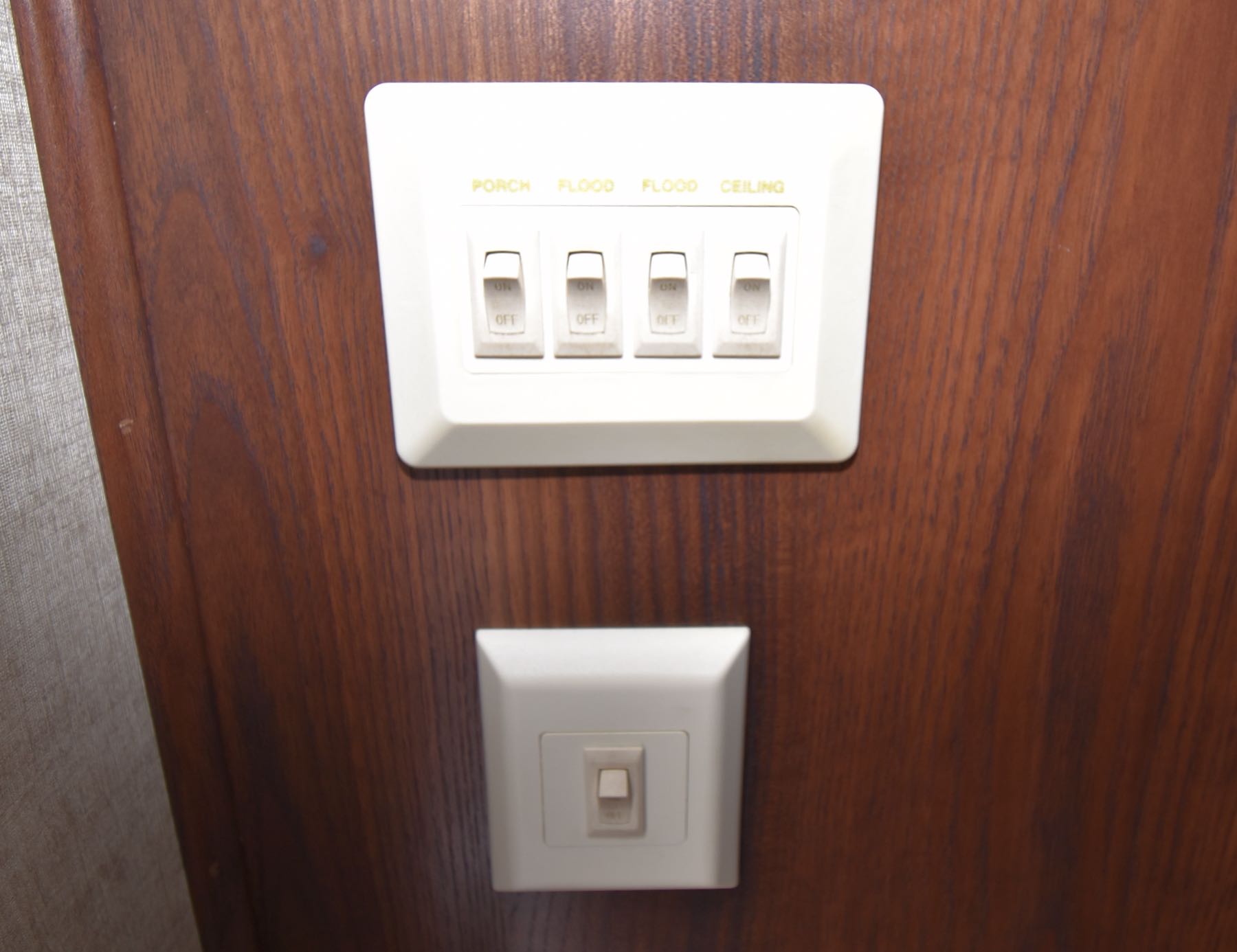 2014-Keystone-Outback-250RS-21L8266-7