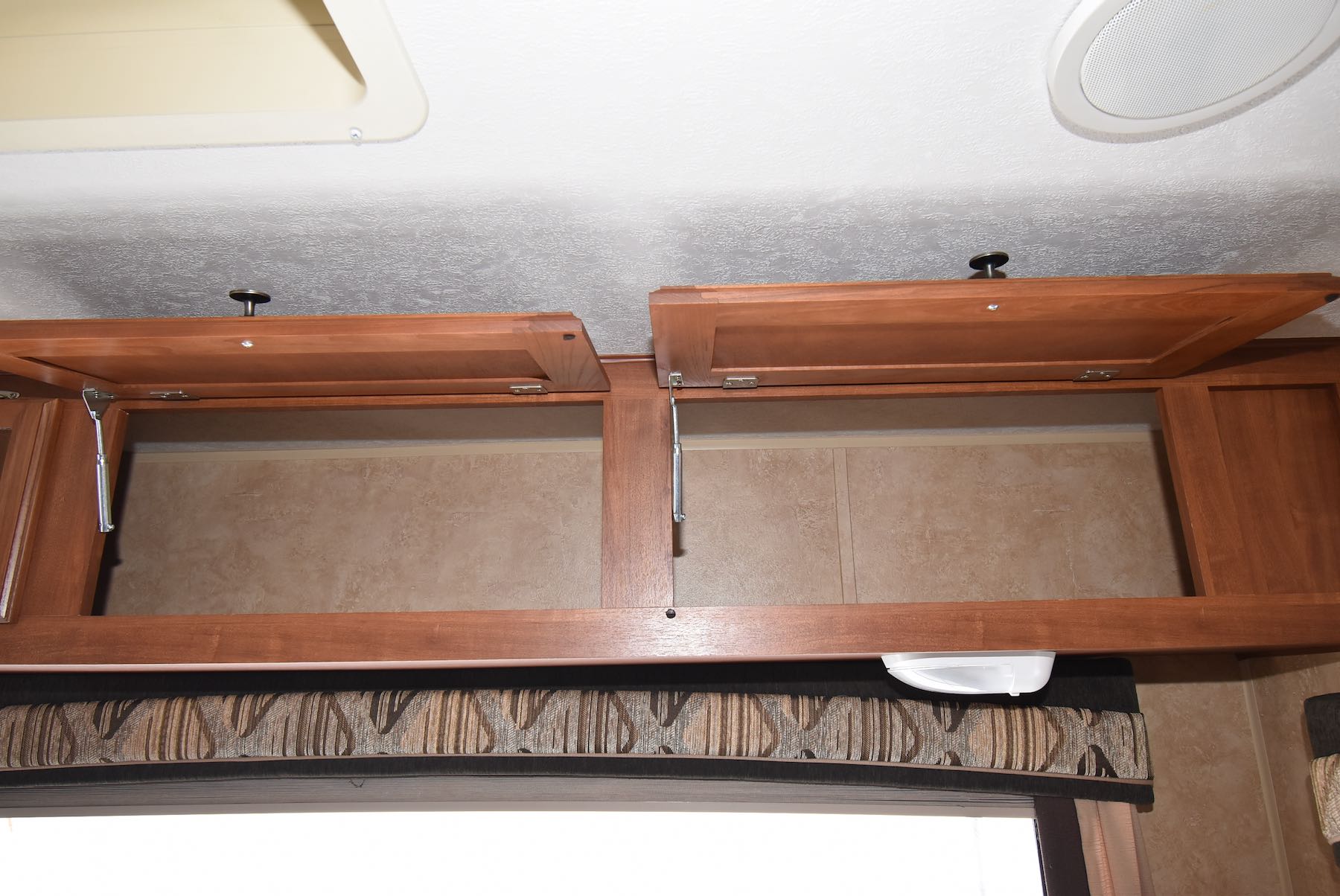 2012-Jayco-Jay-Flight-29RLDS-21M8436-24