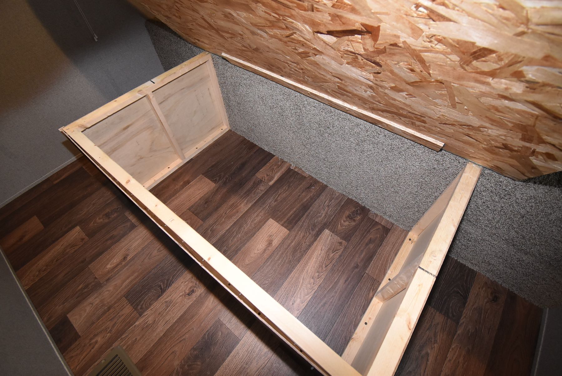 2017-Keystone-Springdale-Summerland-2570RL-21N8548-26