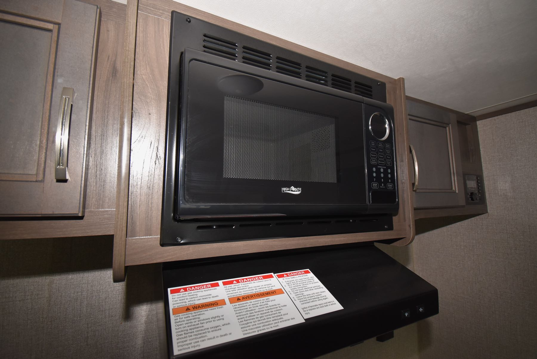 2021-Jayco-Jay-Flight-SLX-7-183RB-21N8550-11