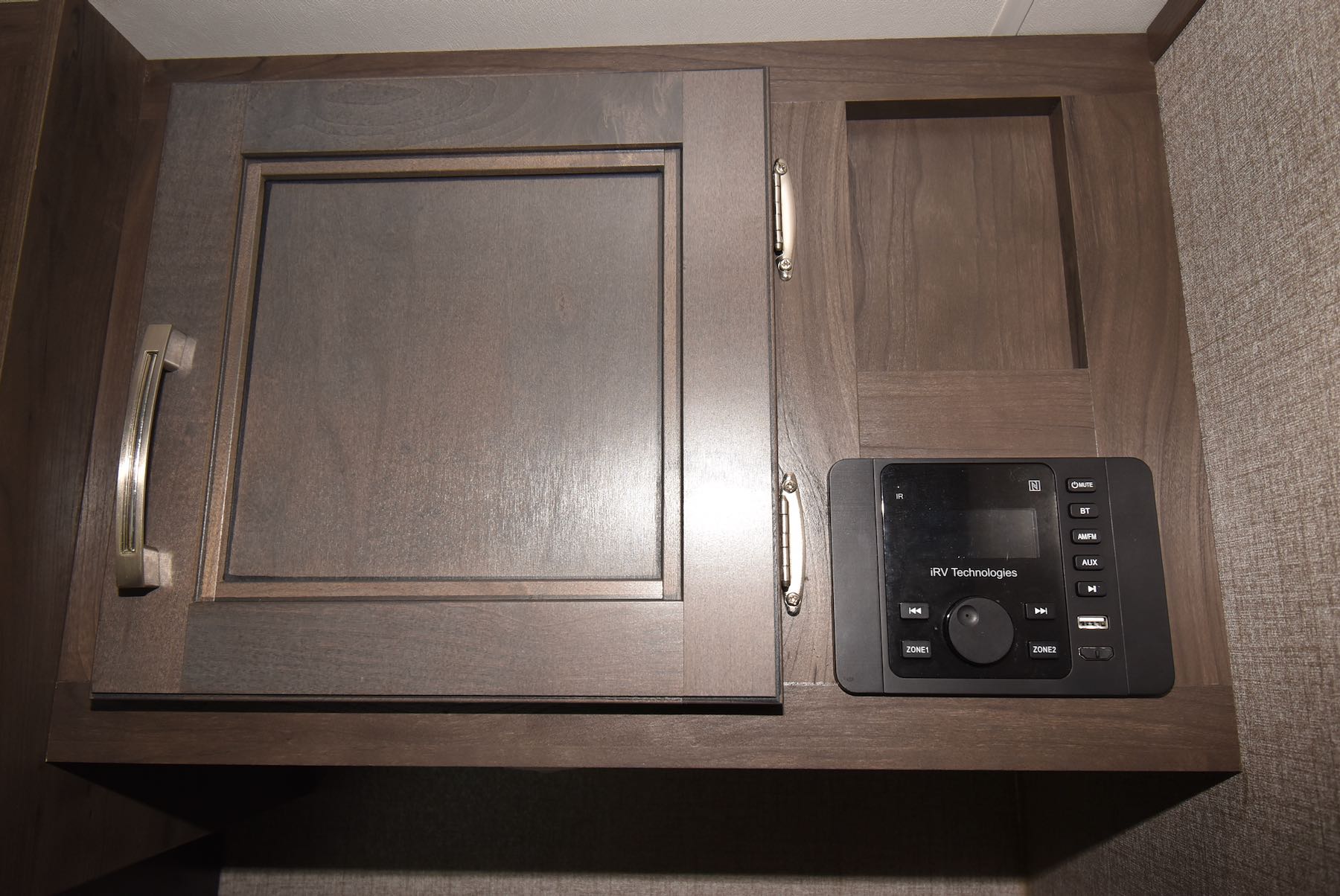 2021-Jayco-Jay-Flight-SLX-7-183RB-21N8550-12