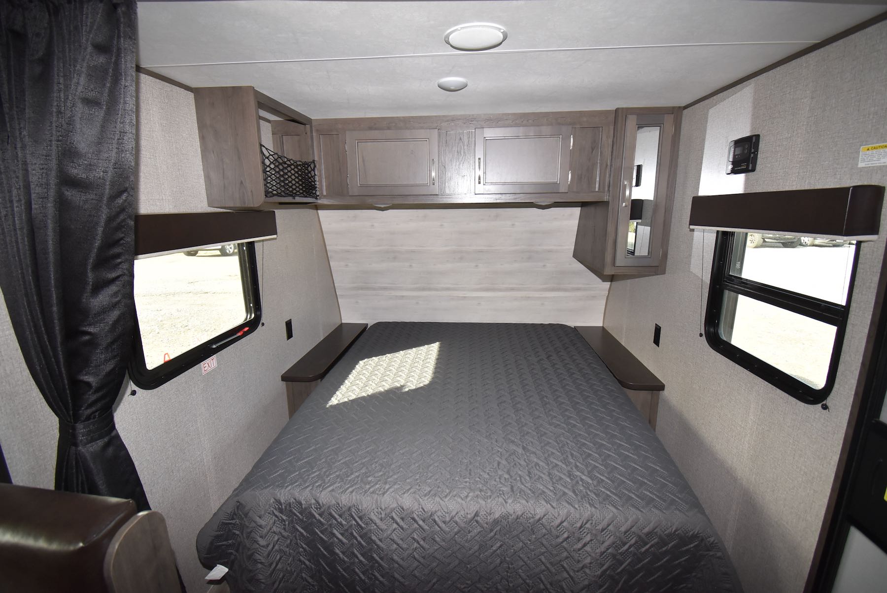 2021-Jayco-Jay-Flight-SLX-7-183RB-21N8550-16