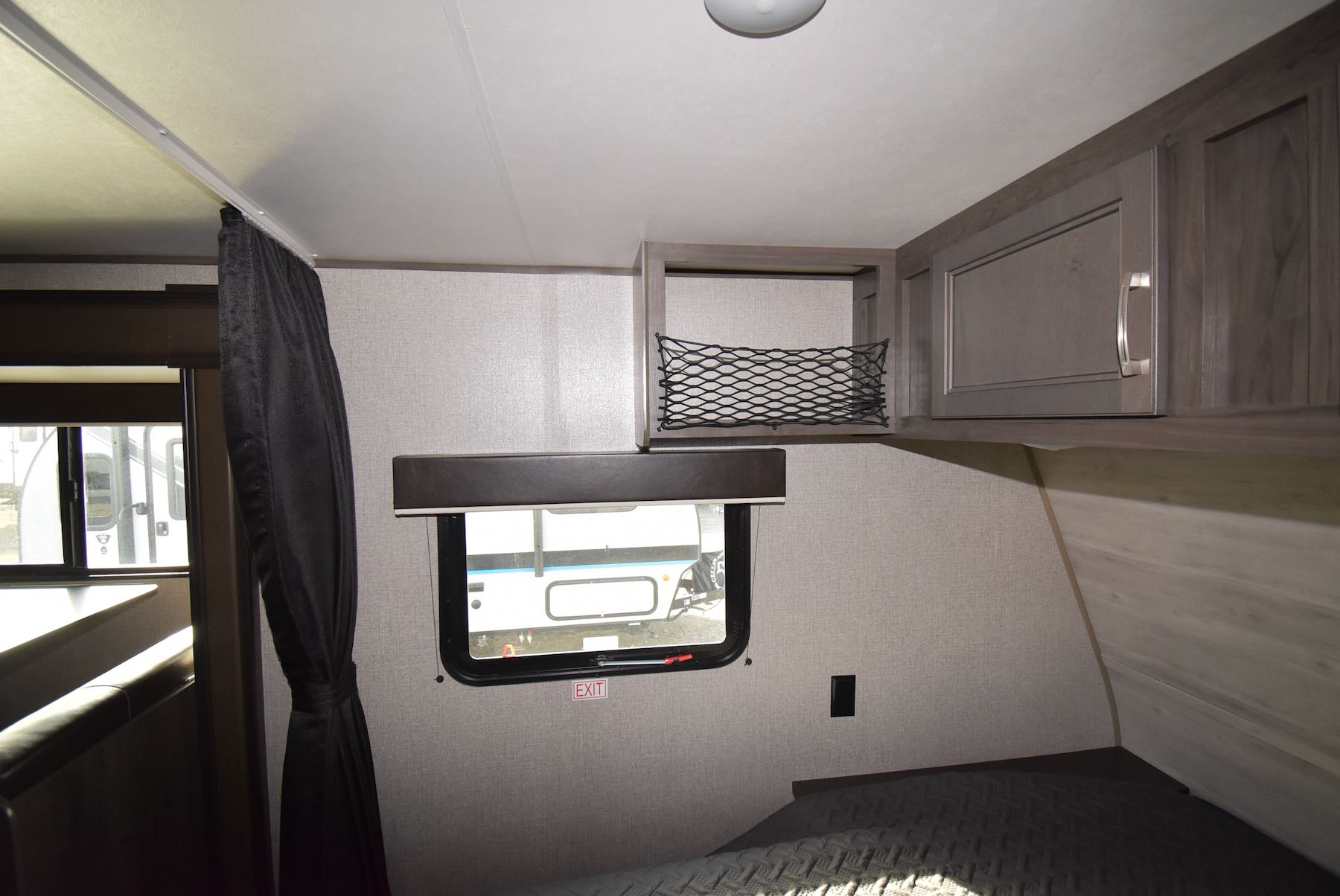 2021-Jayco-Jay-Flight-SLX-7-183RB-21N8550-19