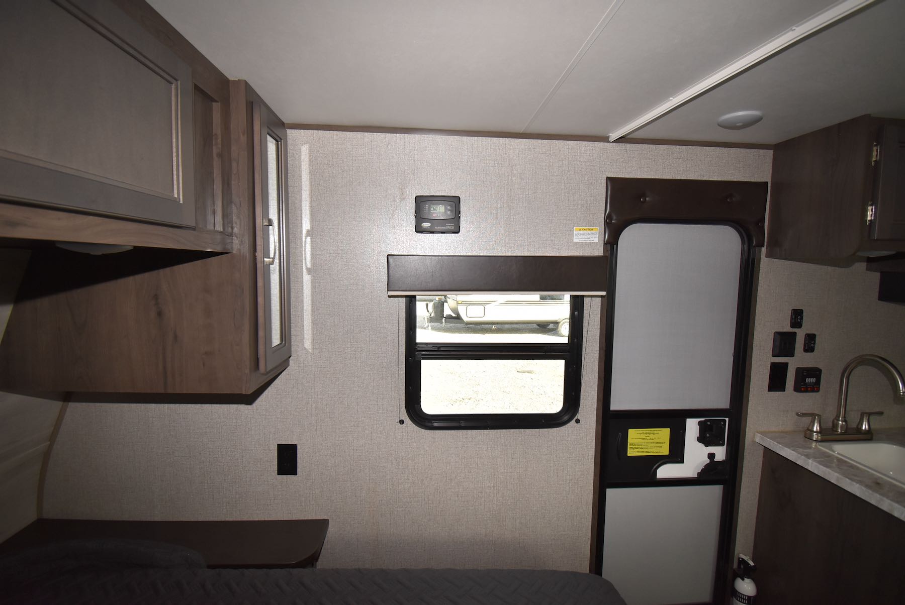 2021-Jayco-Jay-Flight-SLX-7-183RB-21N8550-20