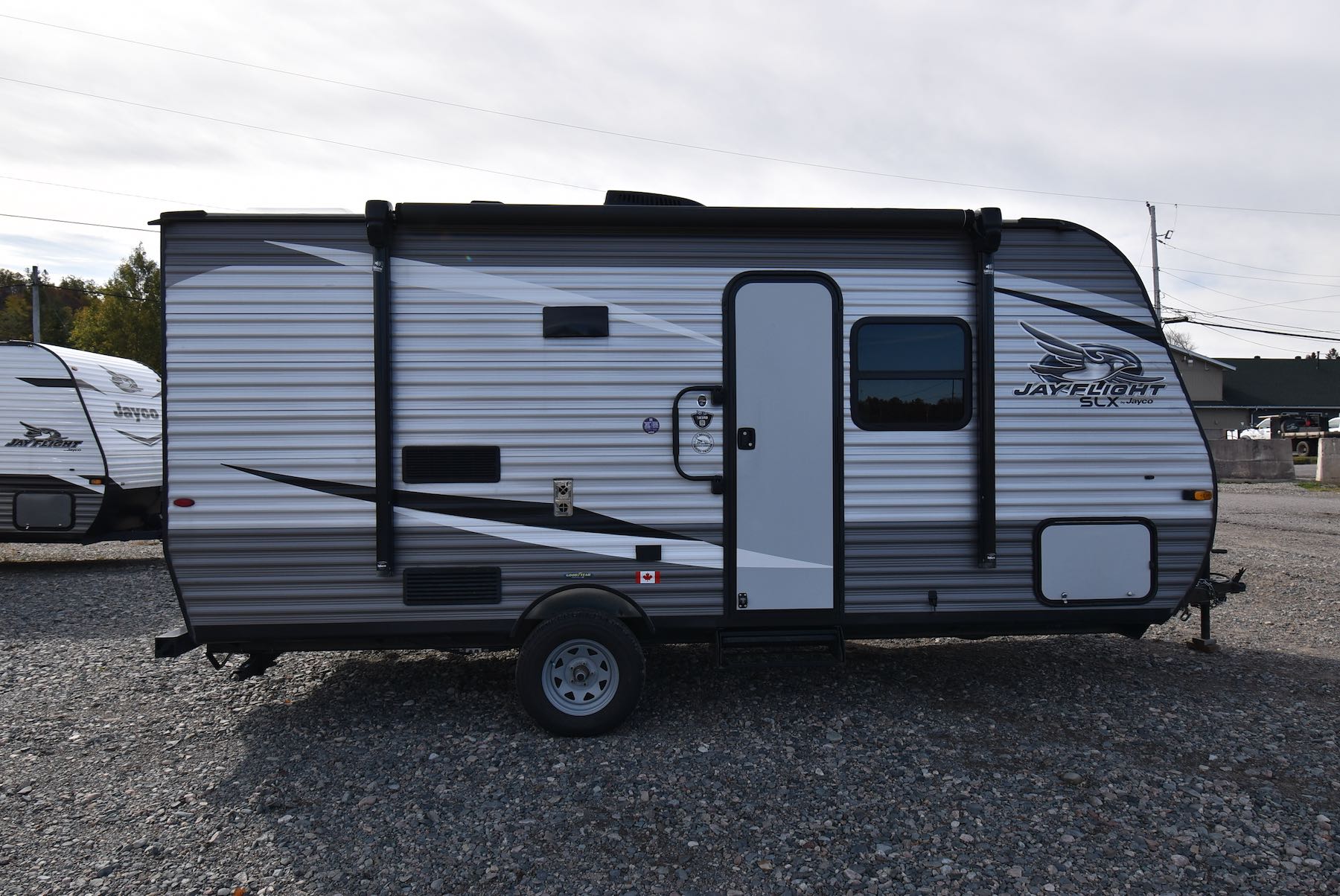 2021-Jayco-Jay-Flight-SLX-7-183RB-21N8550-31