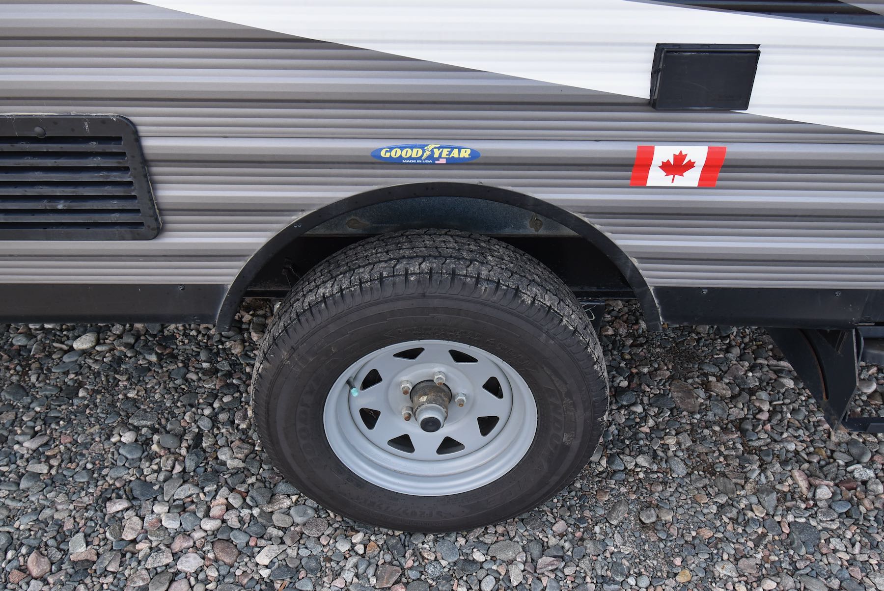 2021-Jayco-Jay-Flight-SLX-7-183RB-21N8550-32