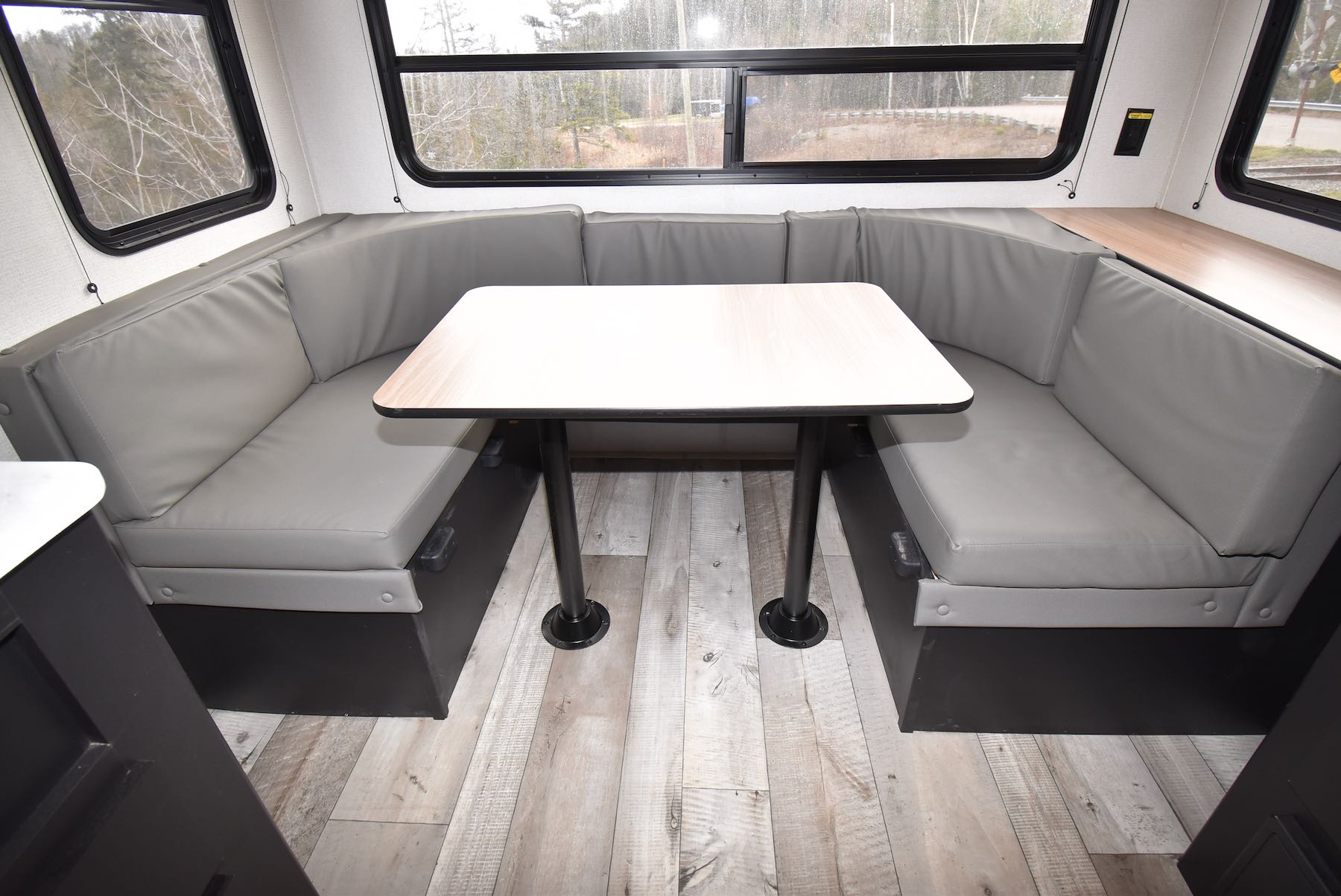 2022-Keystone-Springdale-Mini-1750RD-21N8552-16