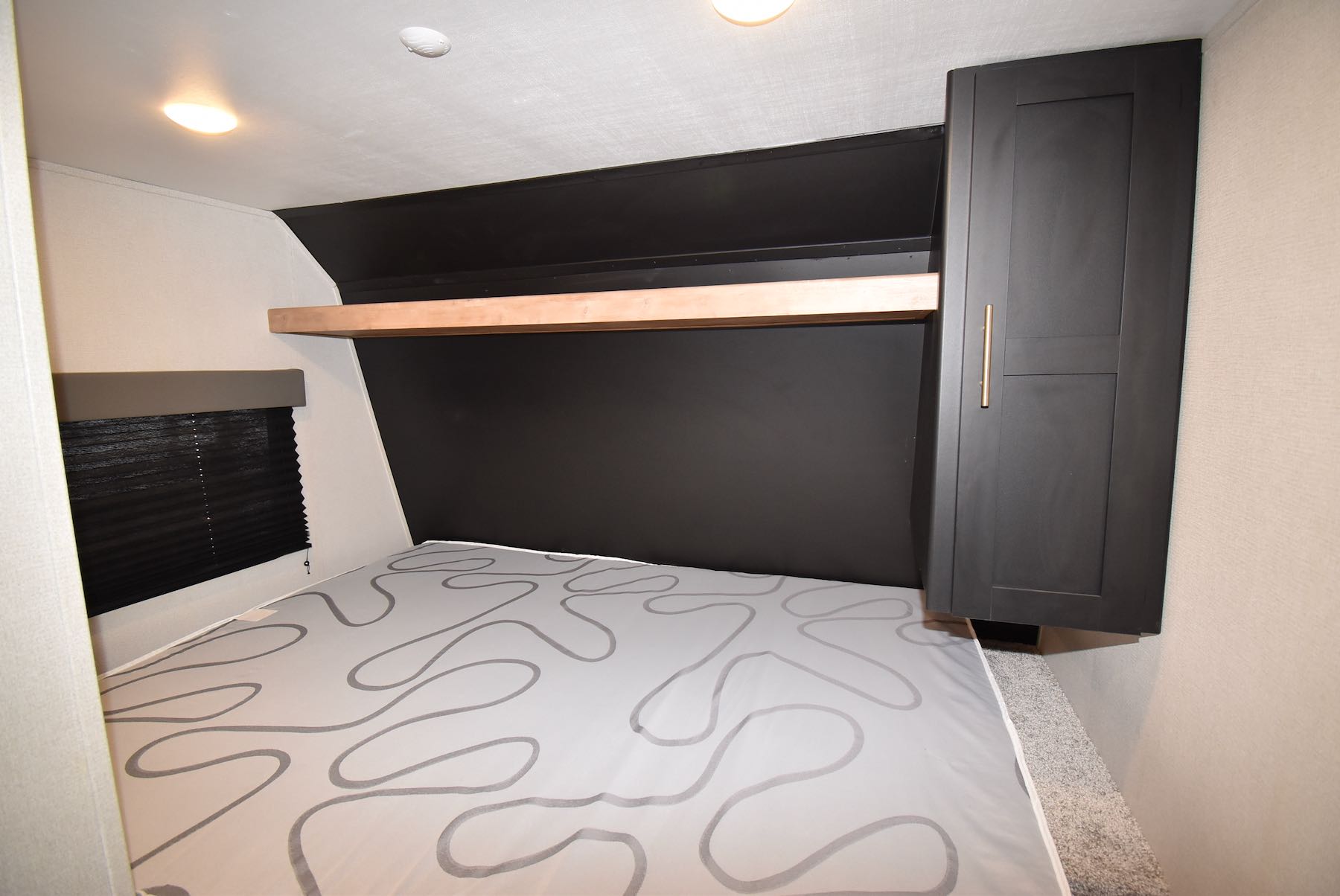 2022-Keystone-Springdale-Mini-1750RD-21N8552-17