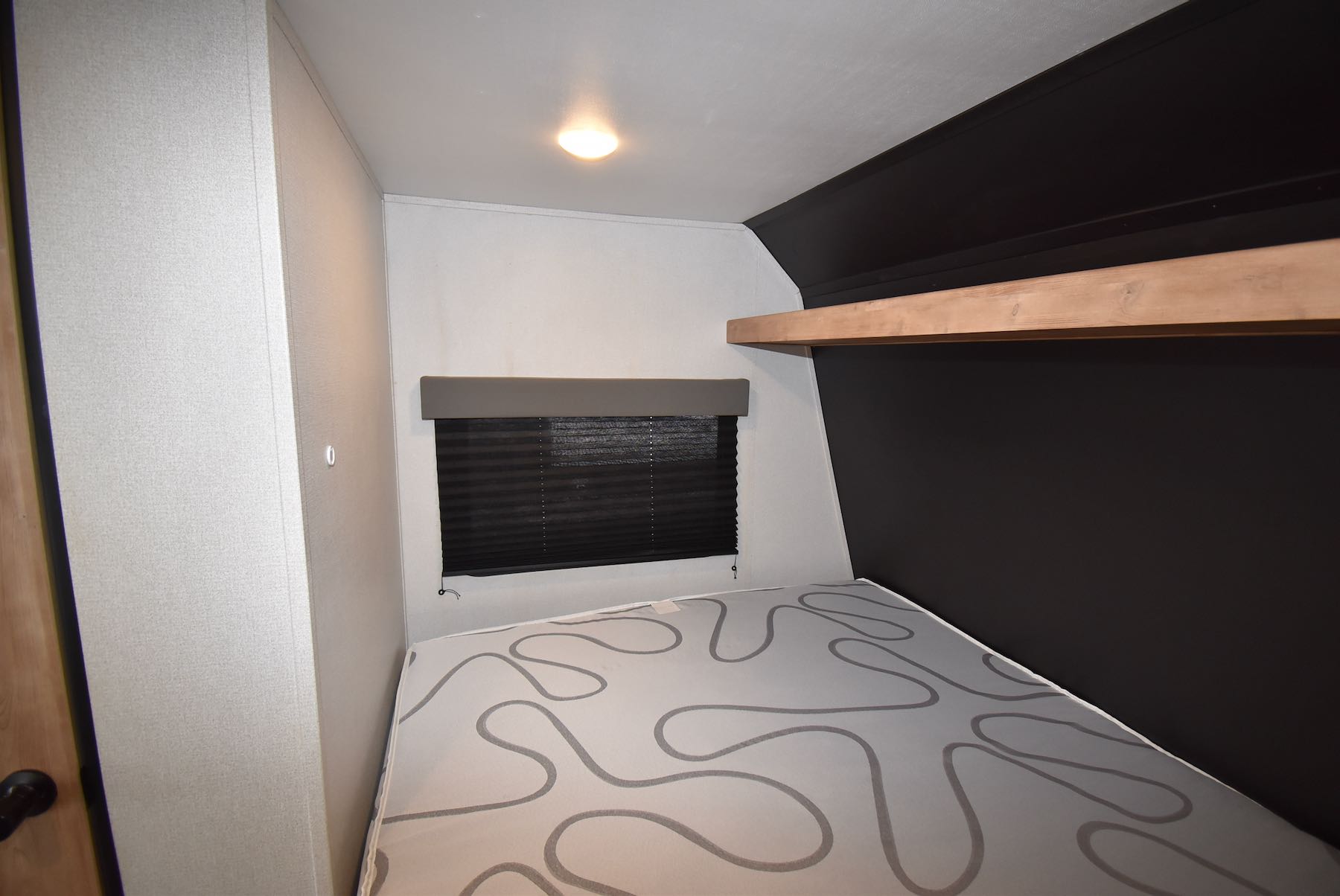 2022-Keystone-Springdale-Mini-1750RD-21N8552-19